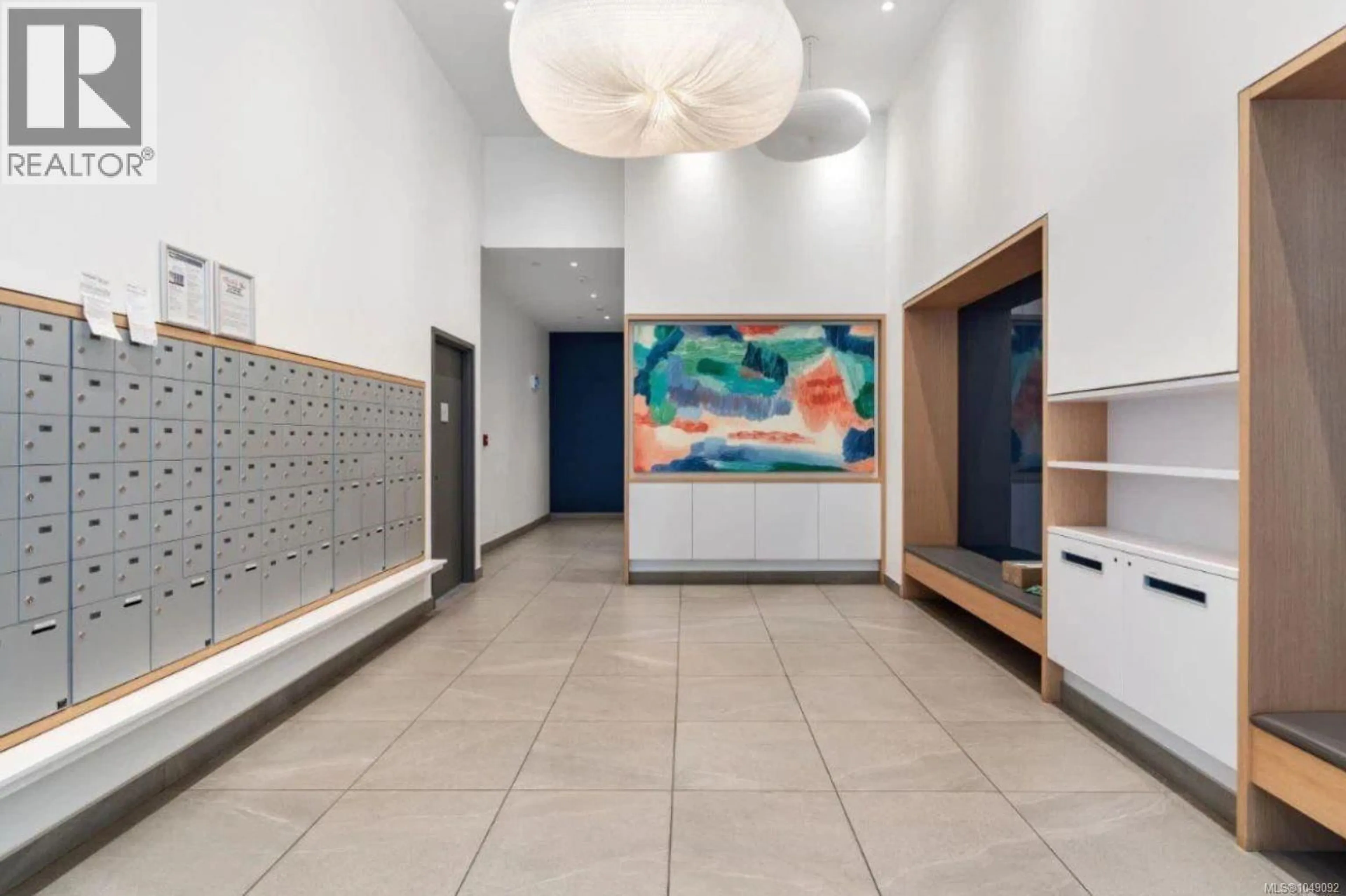 Lobby for 401 - 845 JOHNSON STREET, Victoria British Columbia V8W0G3
