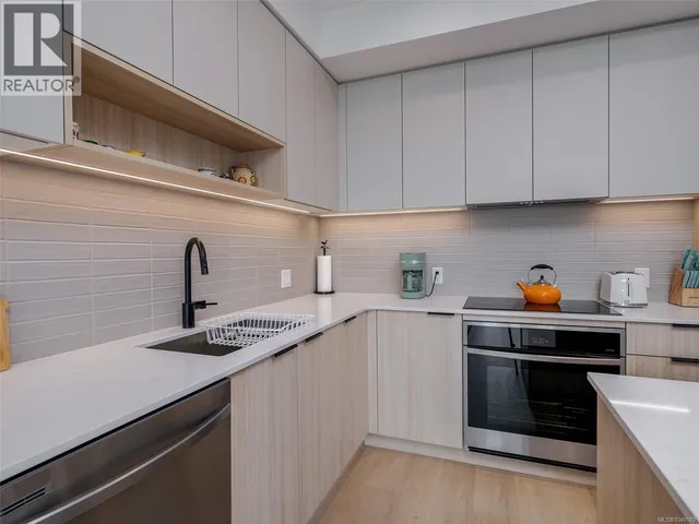 107 - 3564B RYDER HESJEDAL WAY, Colwood 2