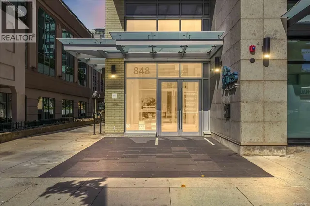 706 - 848 YATES STREET, Victoria 2