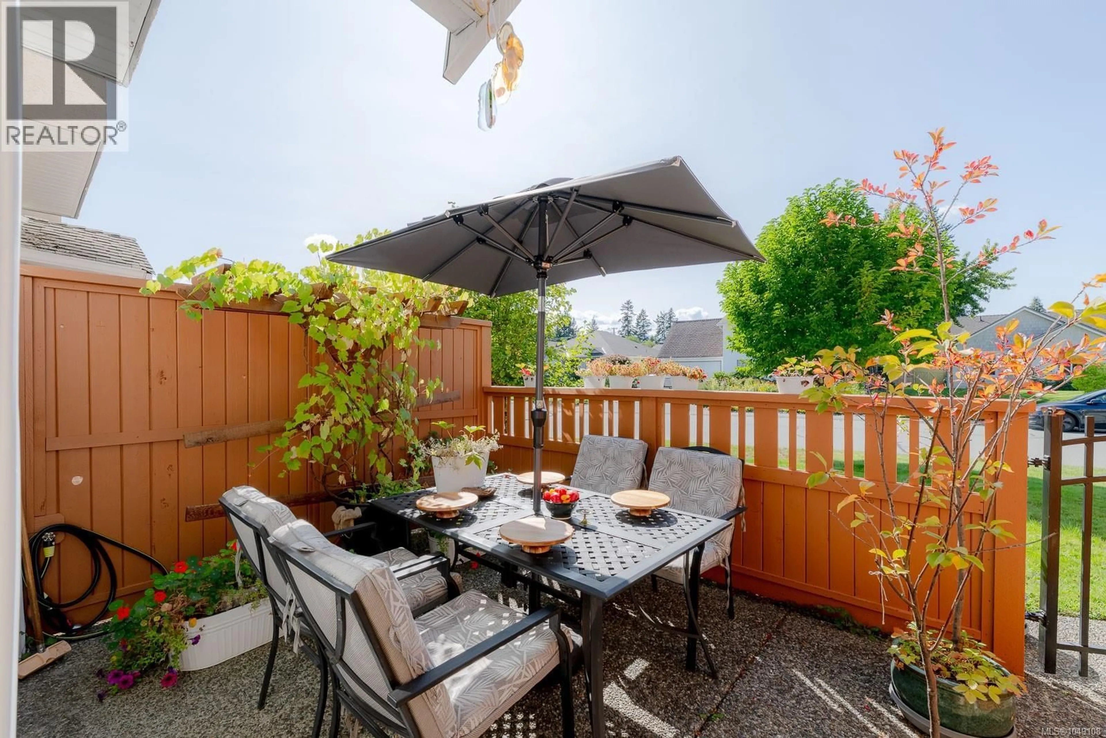 Patio, street for 5433 WOODLAND CRESCENT WEST, Port Alberni British Columbia V9Y8H1
