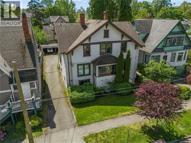 1157 PRINCESS AVENUE, Victoria 2