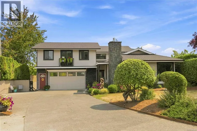 7081 EAST SAANICH ROAD, Central Saanich 2