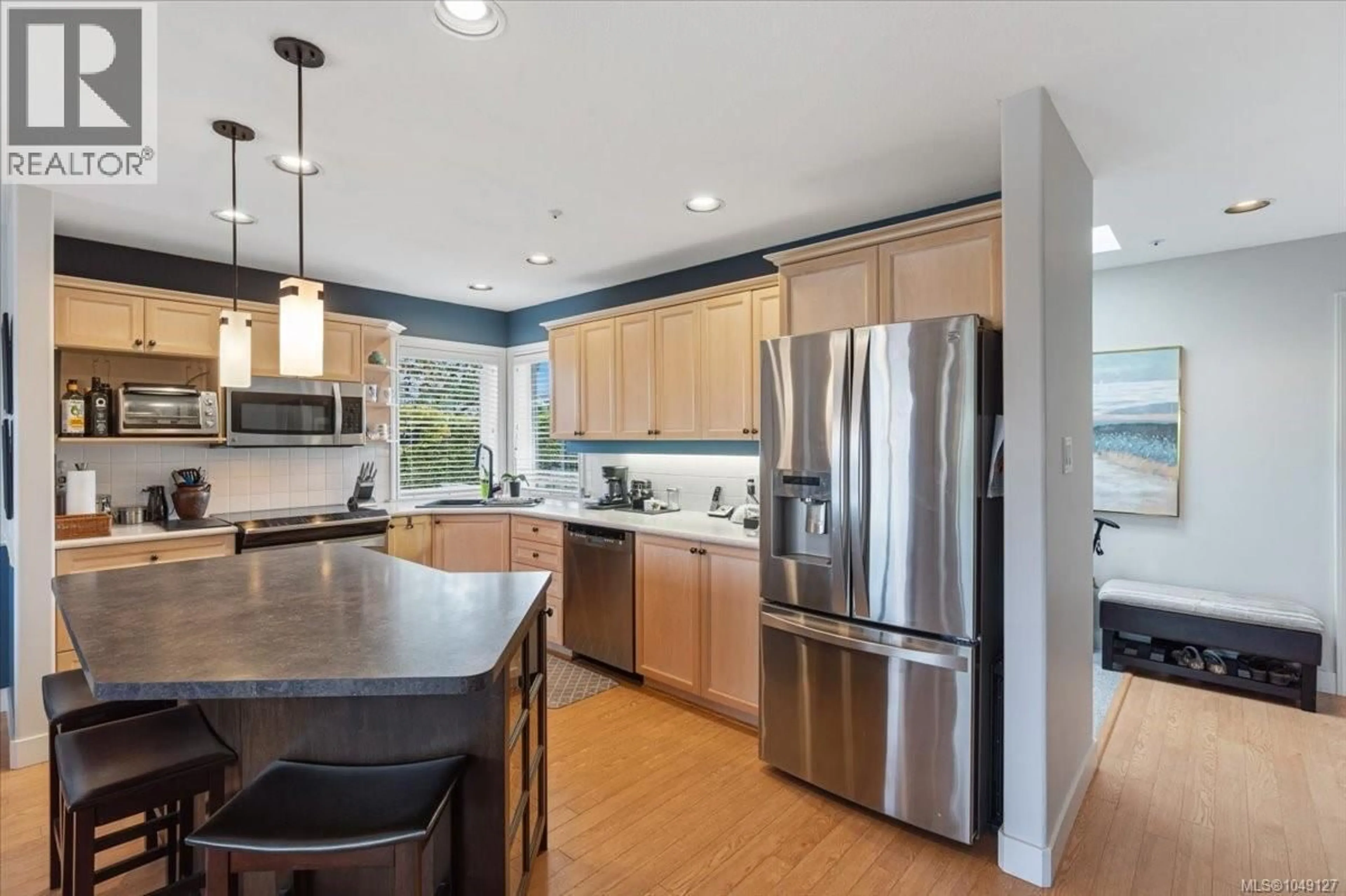 Open concept kitchen, unknown for 11 - 6595 GROVELAND DRIVE, Nanaimo British Columbia V9V1S6