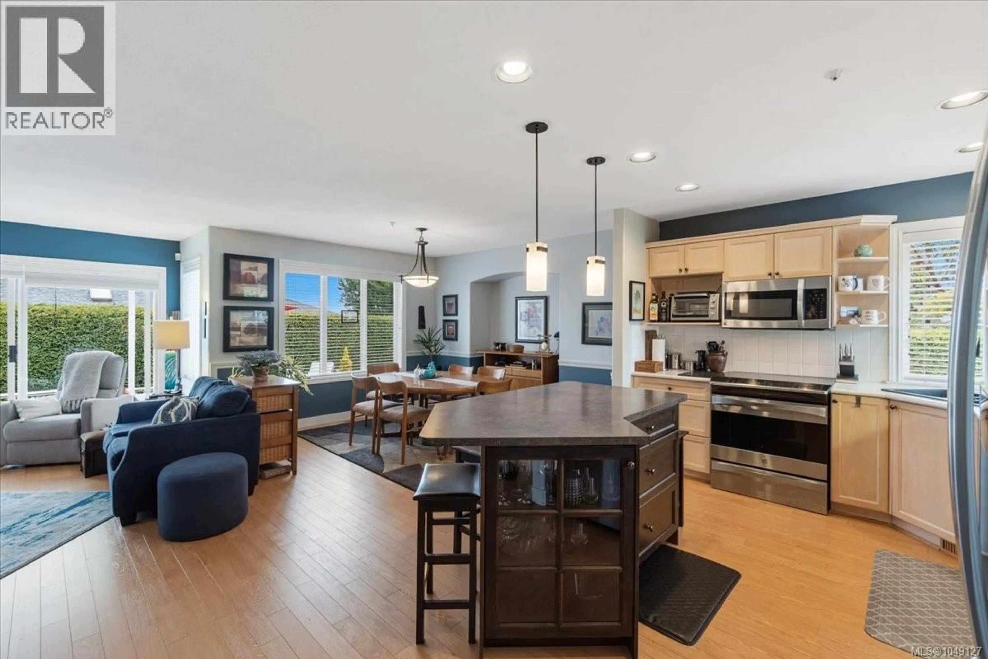 Open concept kitchen, unknown for 11 - 6595 GROVELAND DRIVE, Nanaimo British Columbia V9V1S6