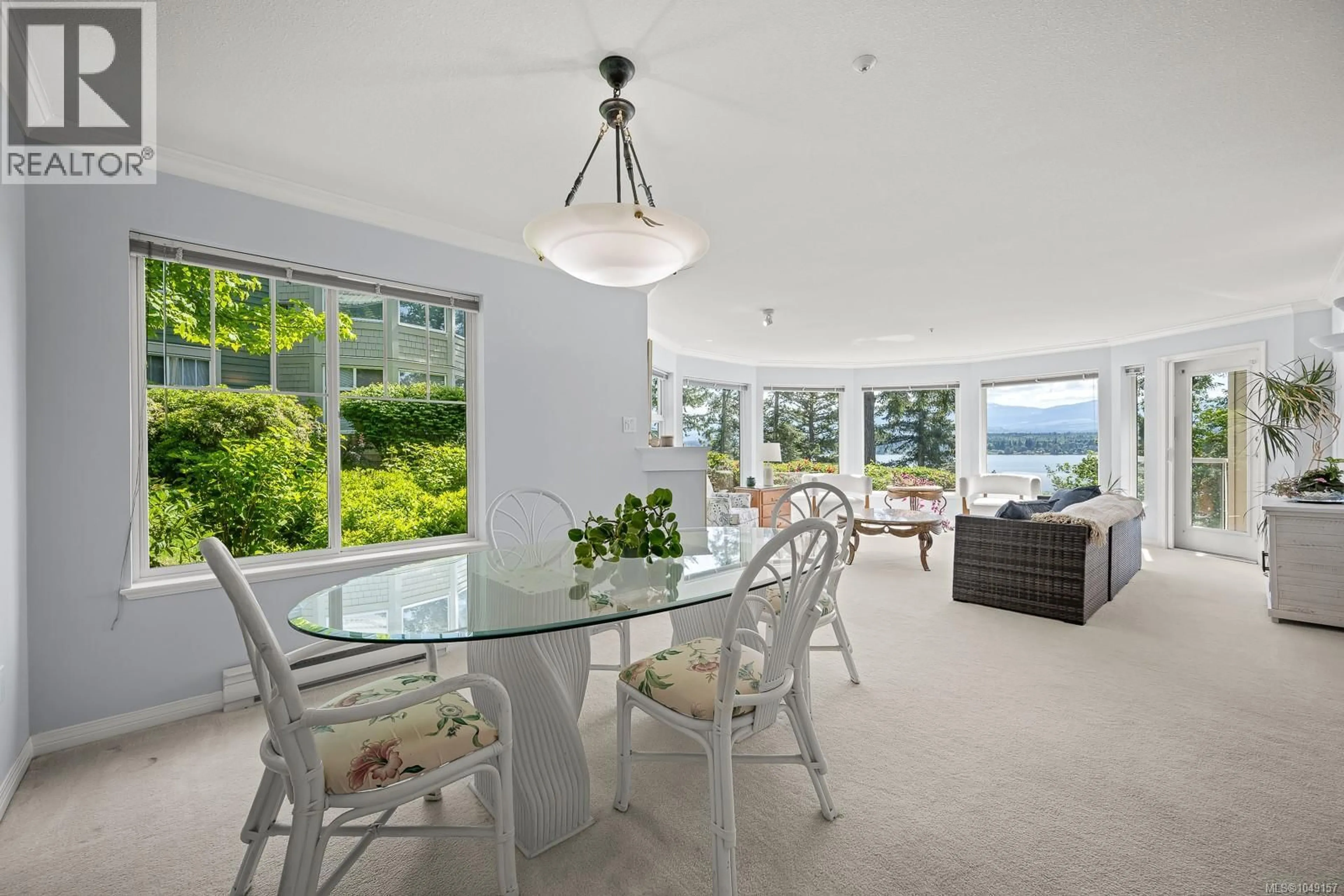 Dining room, unknown for 202 - 2275 COMOX AVENUE, Comox British Columbia V9M1X6