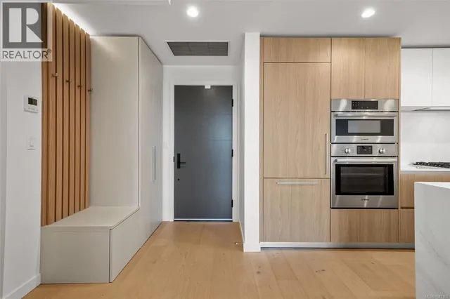 1110 - 2000 HANNINGTON ROAD, Langford 5