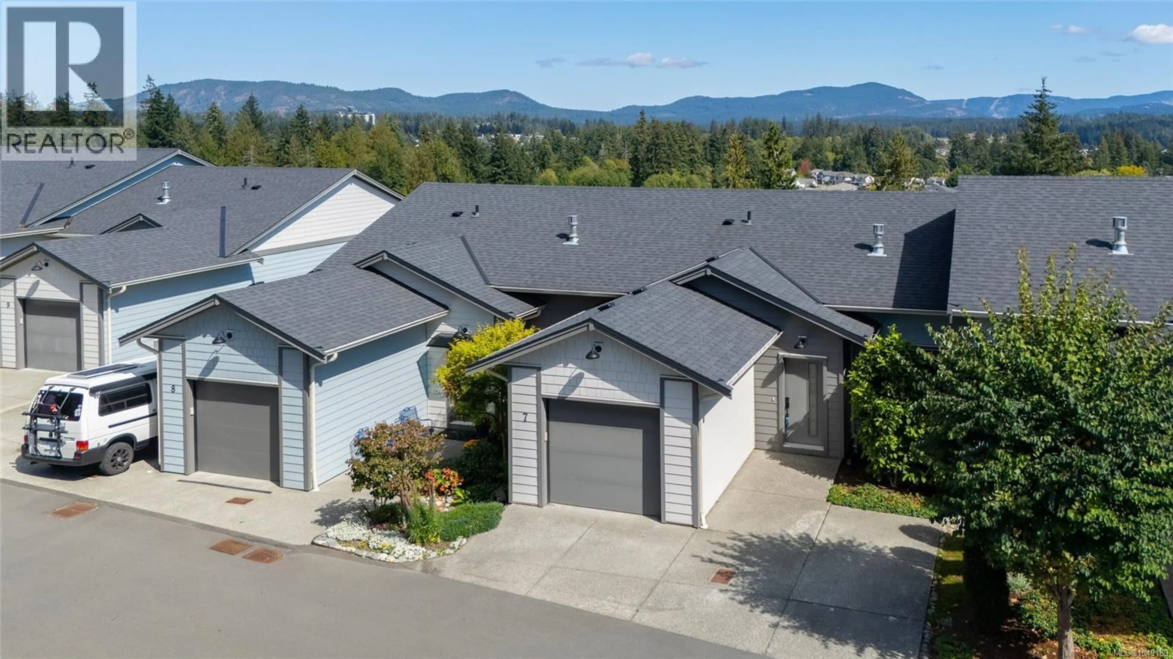 A pic from outside/outdoor area/front of a property/back of a property/a pic from drone, mountain view for 7 - 3195 HERONS WAY, Duncan British Columbia V9L0H8