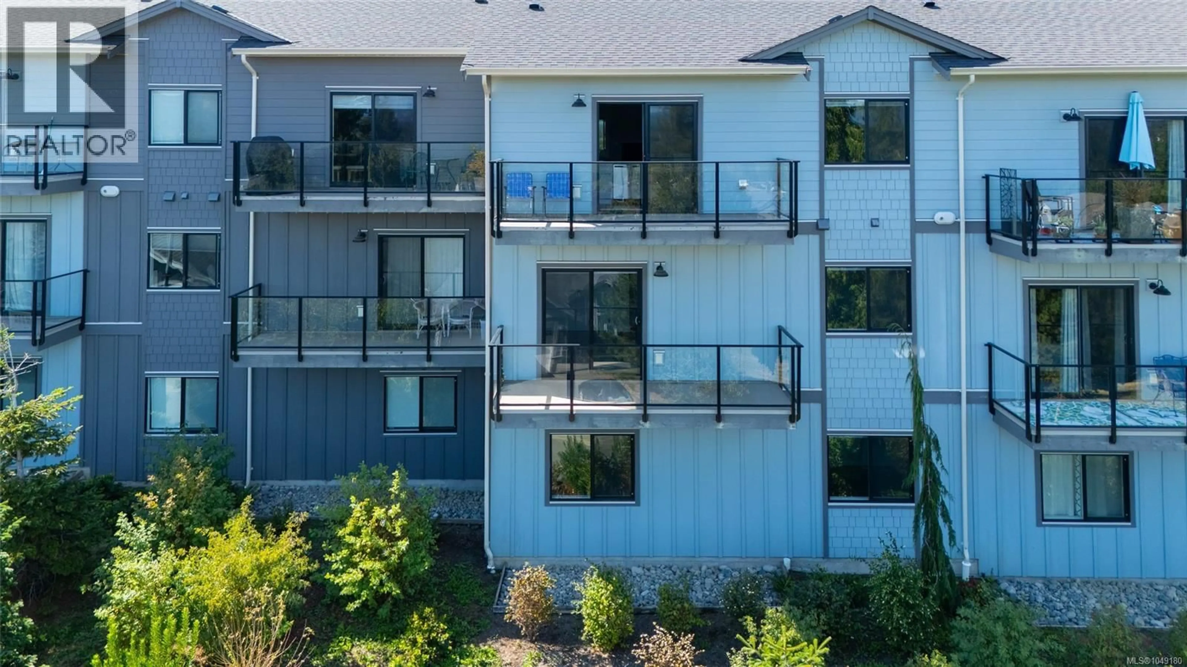 A pic from outside/outdoor area/front of a property/back of a property/a pic from drone, unknown for 7 - 3195 HERONS WAY, Duncan British Columbia V9L0H8