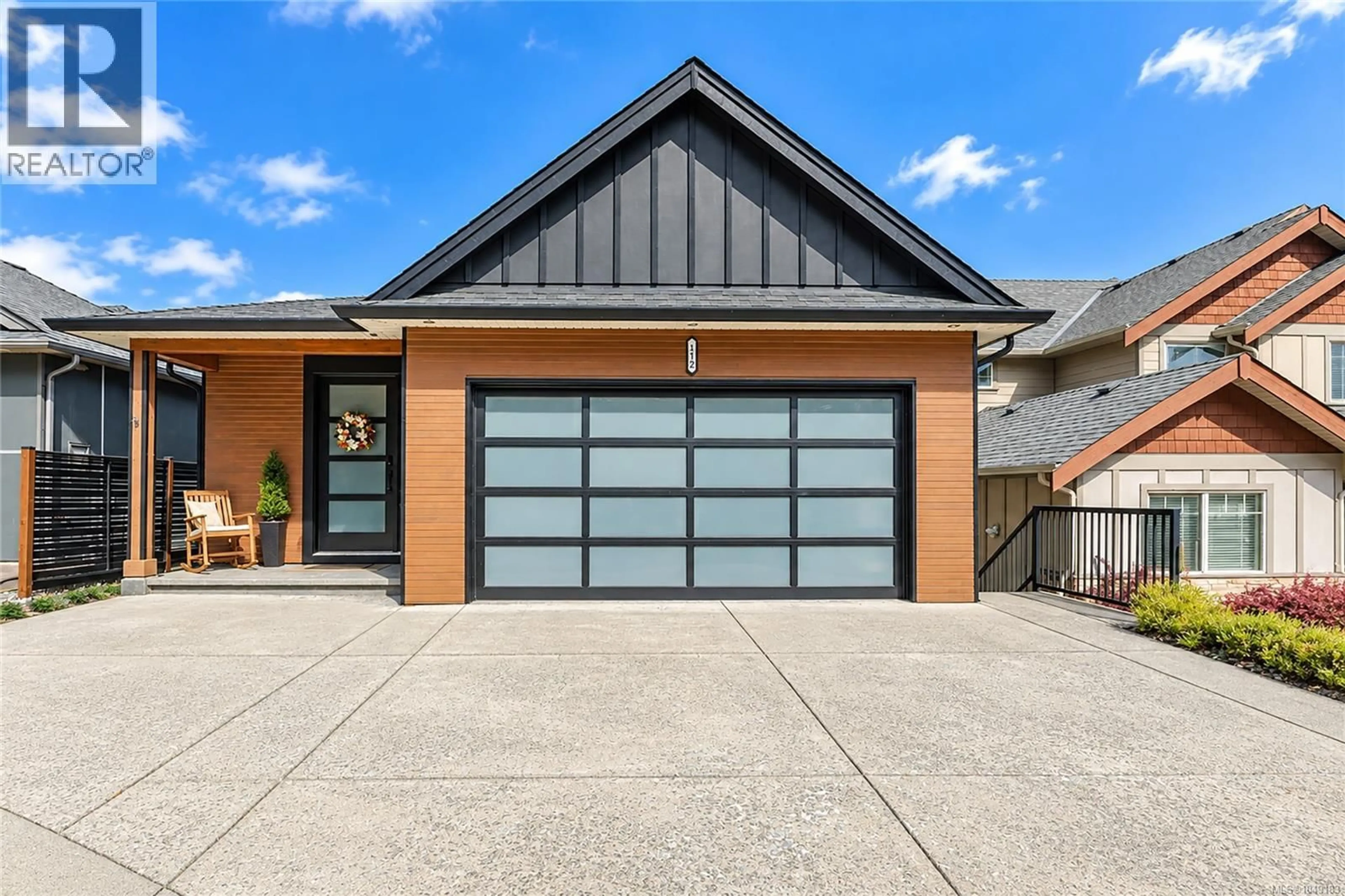 Indoor garage for 112 - 1177 DEERVIEW PLACE, Langford British Columbia V9B0B5