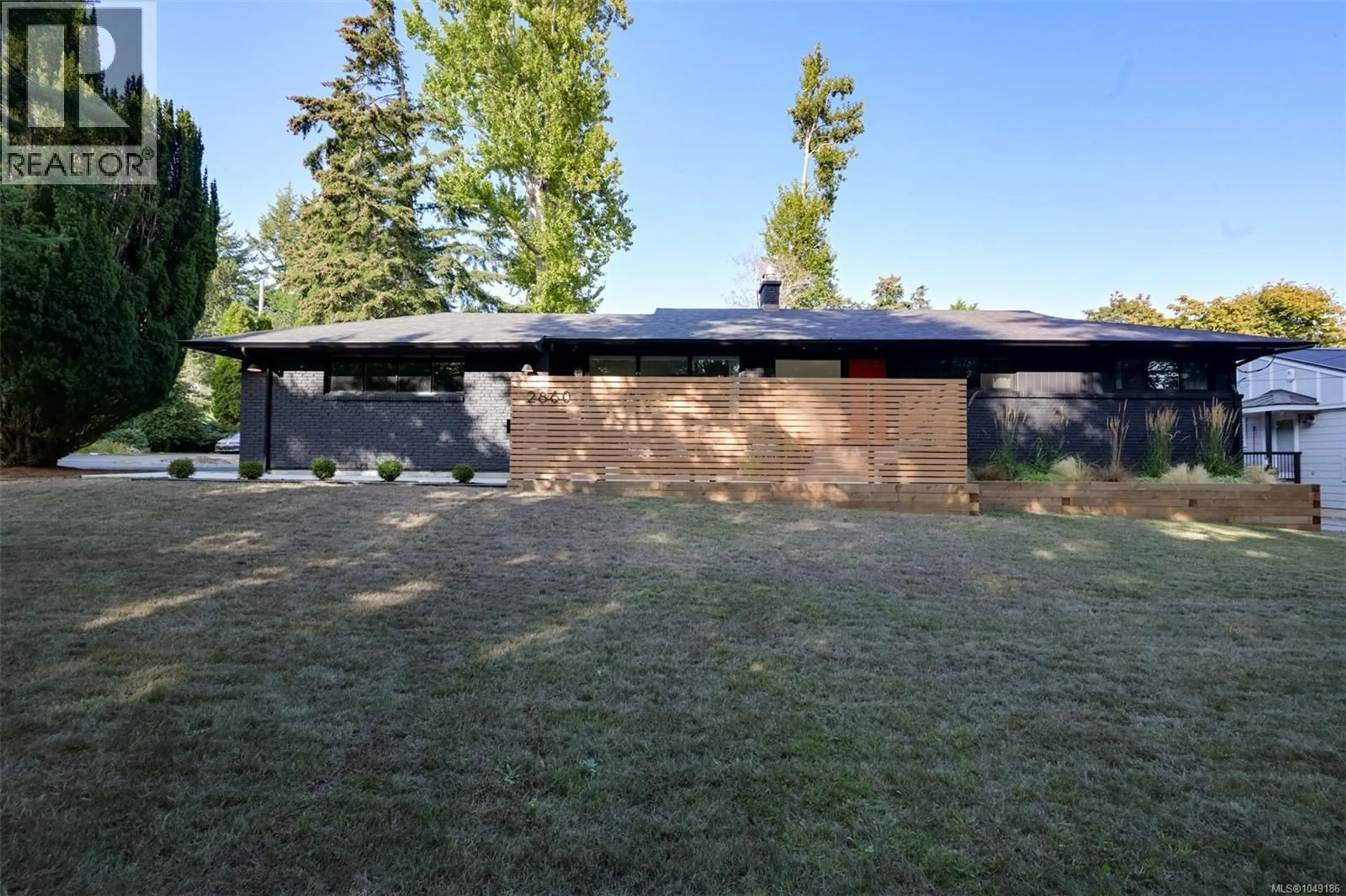 Home with brick exterior material, unknown for 2860 TUDOR AVENUE, Saanich British Columbia V8N1L9