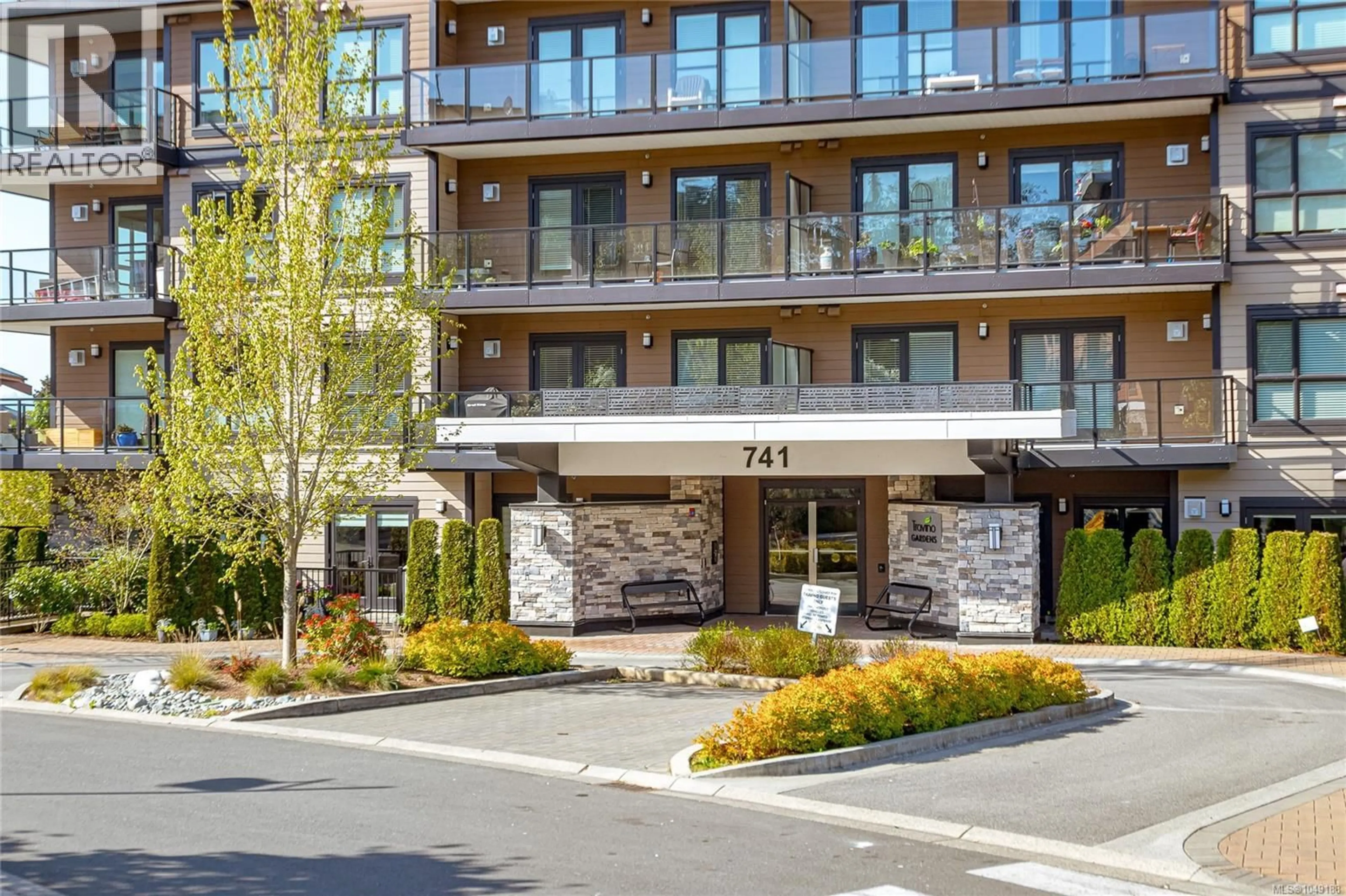 Unknown for 109 - 741 TRAVINO LANE, Saanich British Columbia V8Z0G3