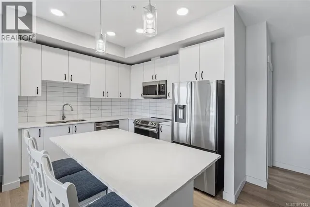 311 - 120 JENSEN AVENUE WEST, Parksville 2