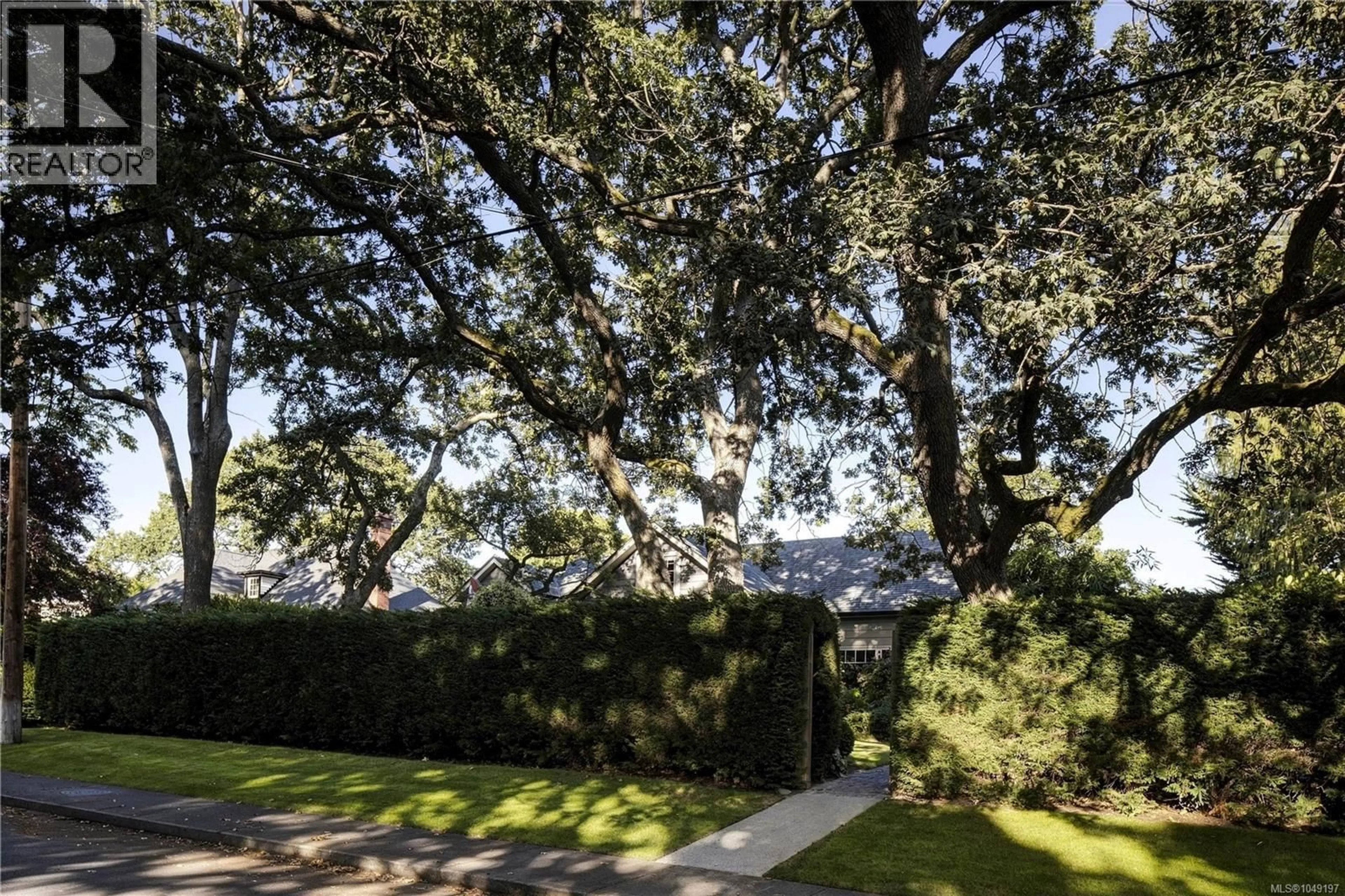 A pic from outside/outdoor area/front of a property/back of a property/a pic from drone, forest/trees view for 1387 ST. DAVID STREET, Oak Bay British Columbia V8S4Z2