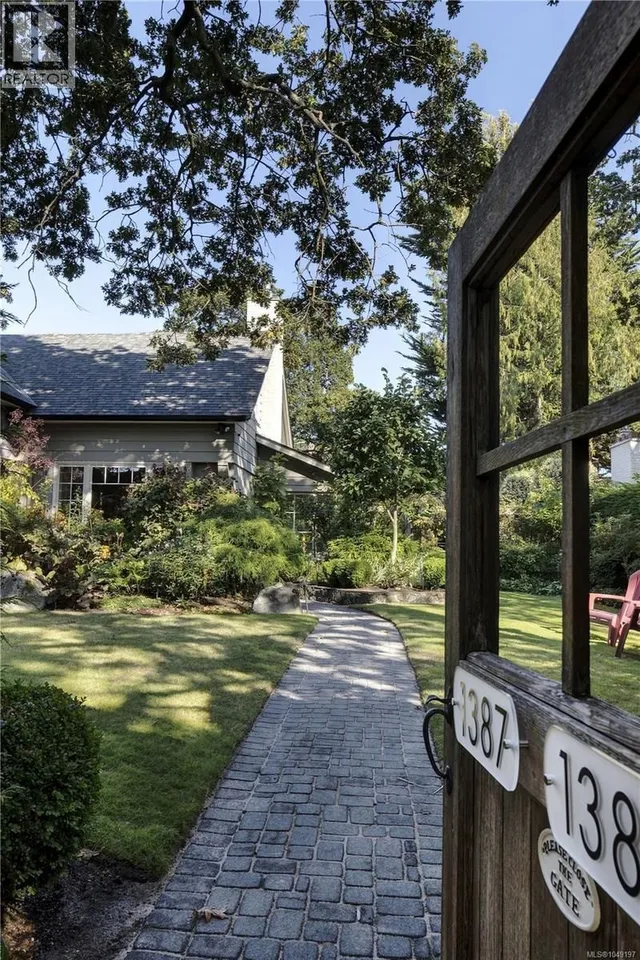 1387 ST. DAVID STREET, Oak Bay 5