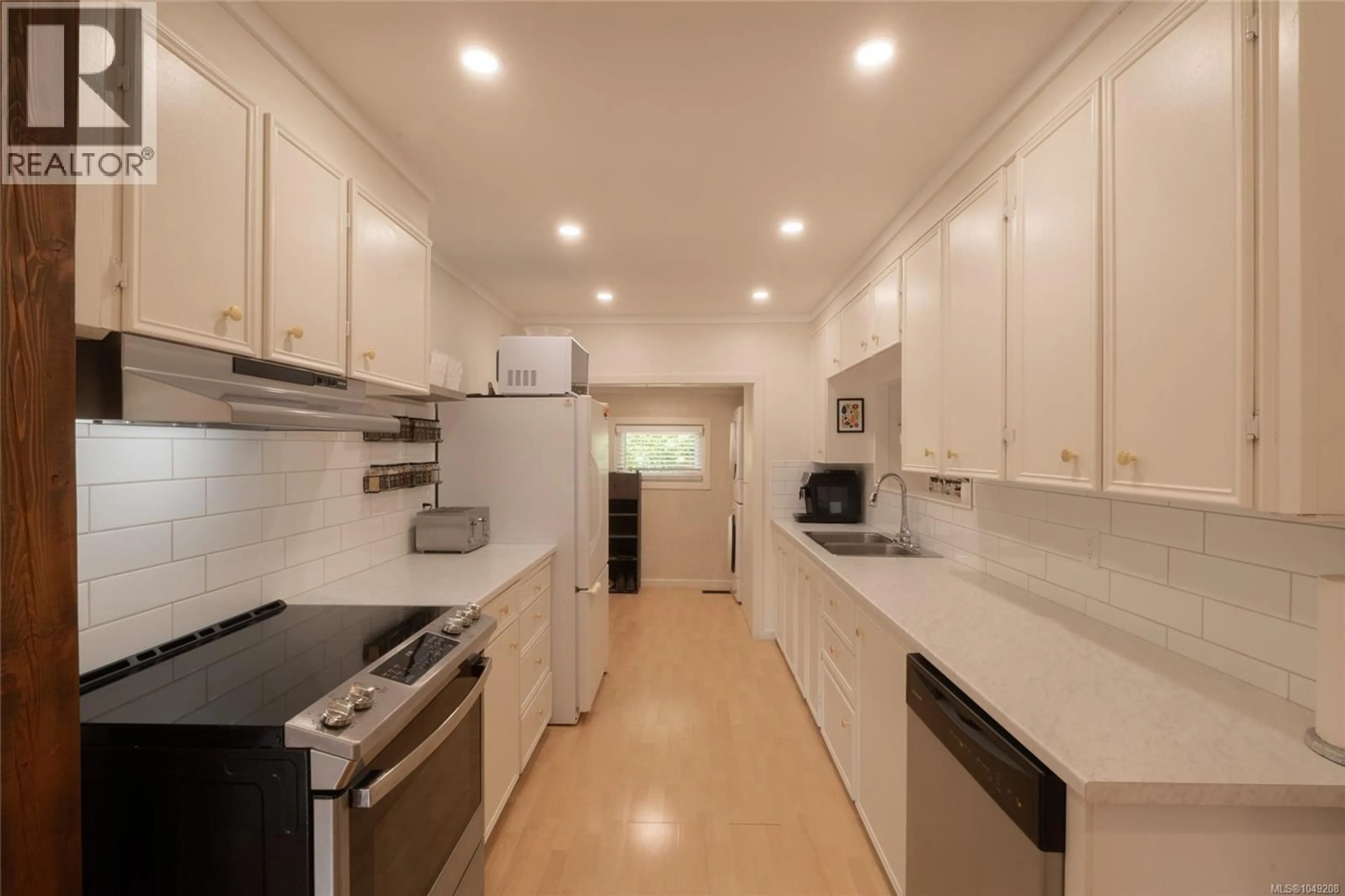 Unknown for 5933 DEUCHARS DRIVE, Duncan British Columbia V9L1L5