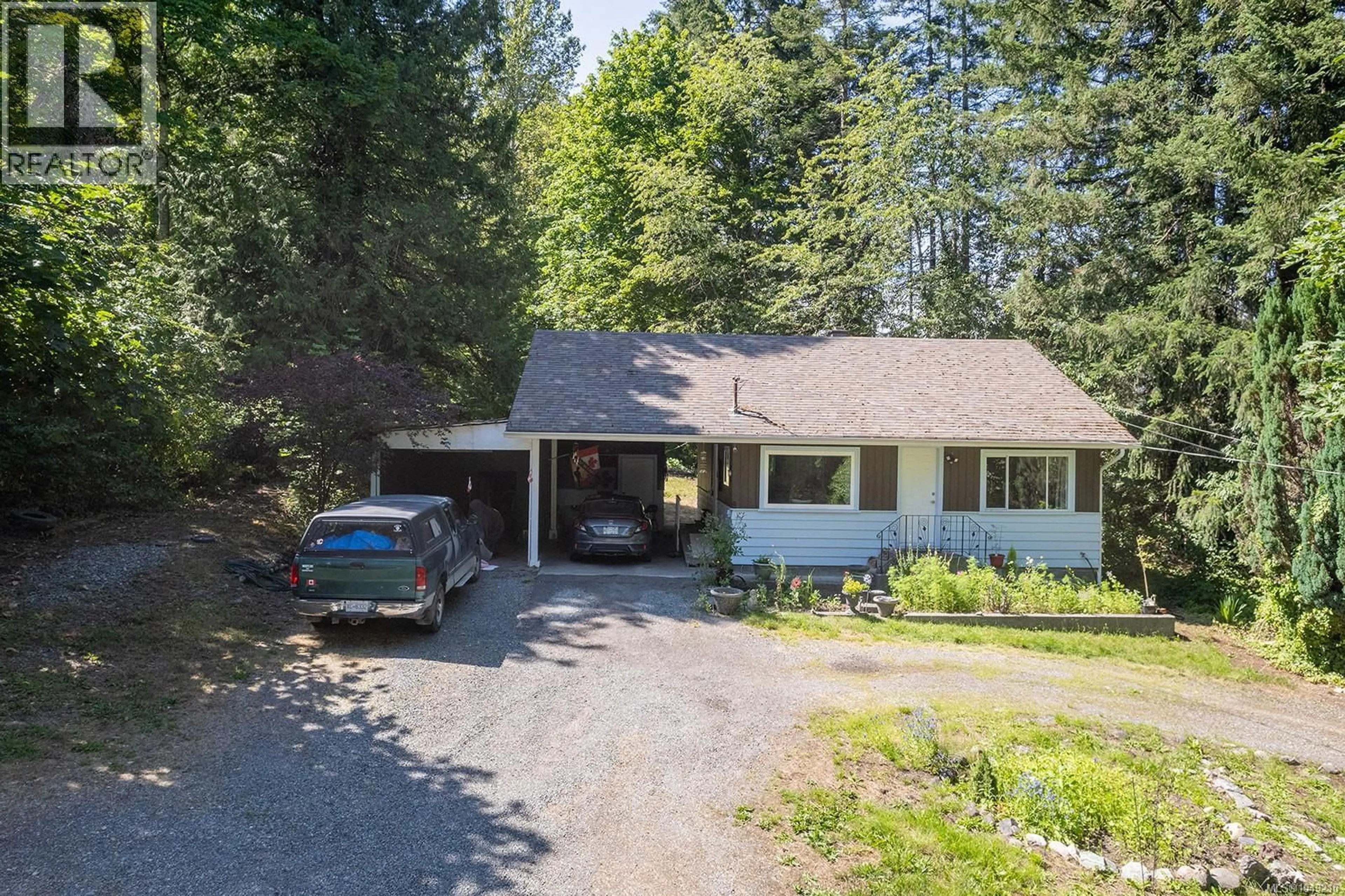 A pic from outside/outdoor area/front of a property/back of a property/a pic from drone, unknown for 5280 KOKSILAH ROAD, Duncan British Columbia V9L6V3