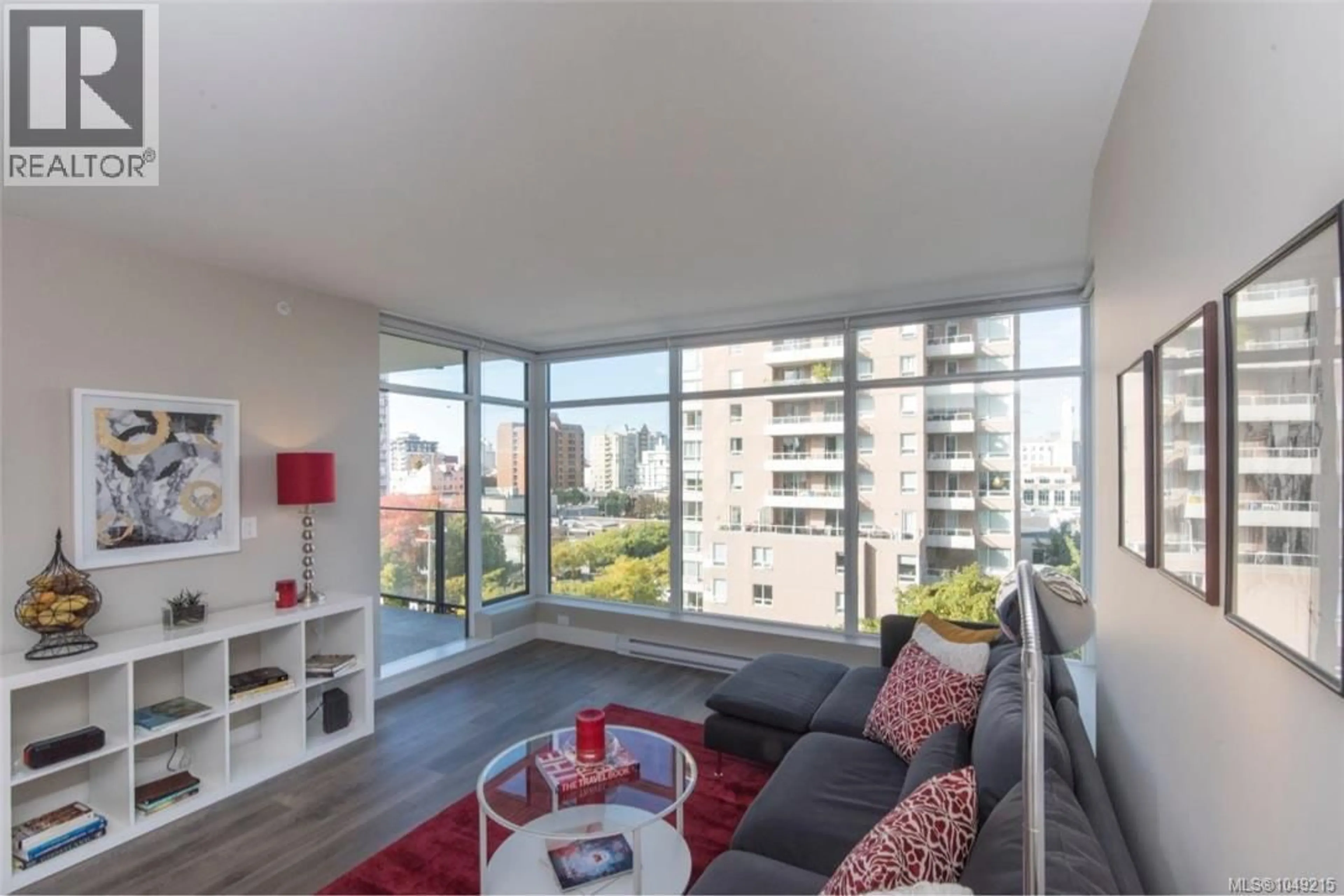 Living room with furniture, unknown for 605 - 960 YATES STREET, Victoria British Columbia V8V3M3