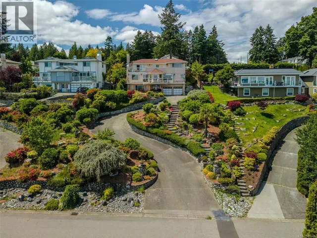 5200 POLSON TERRACE, Saanich 5
