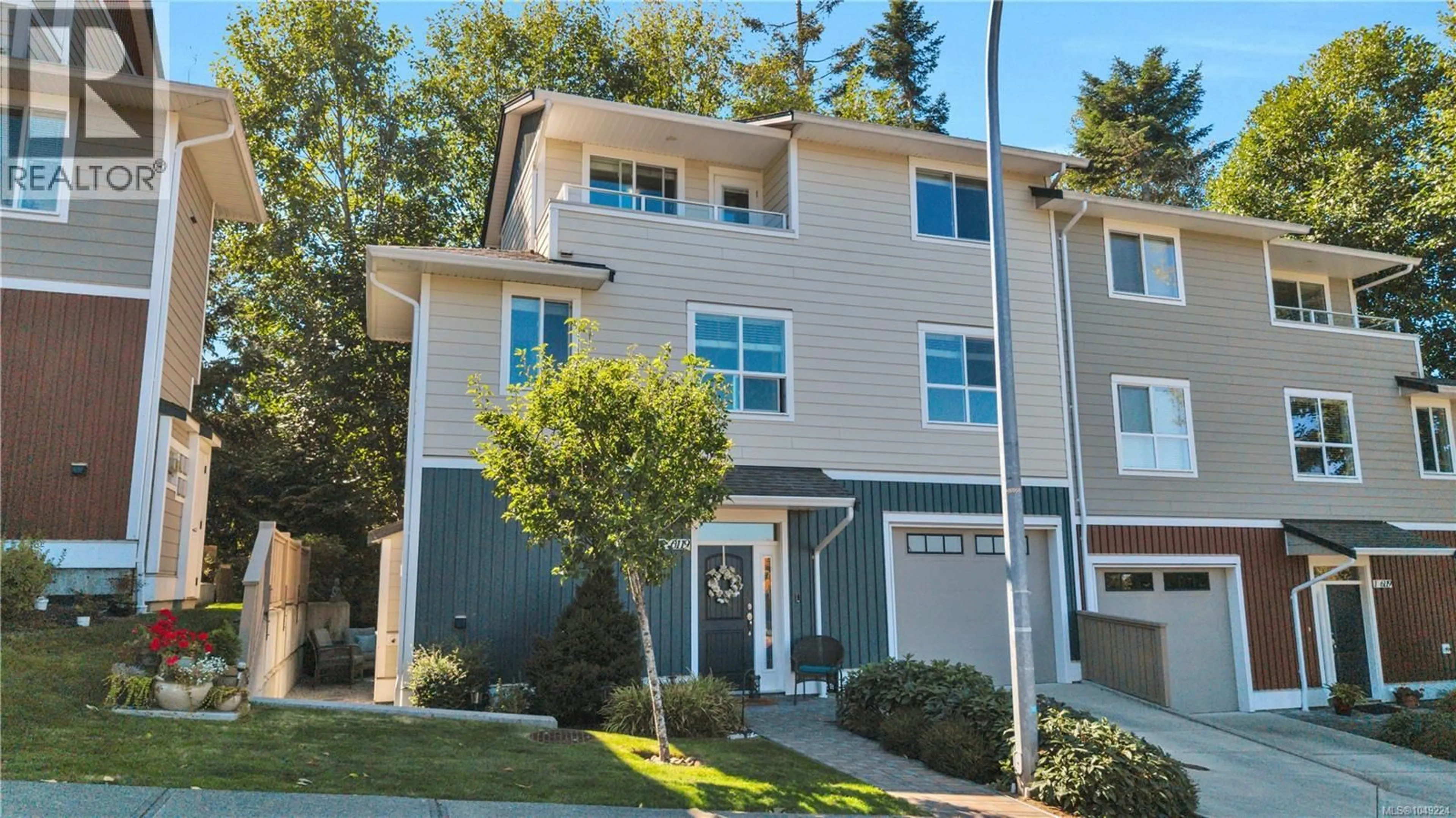 Home with vinyl exterior material, street for 2 - 6119 GLACIER WAY, Nanaimo British Columbia V9T0H8
