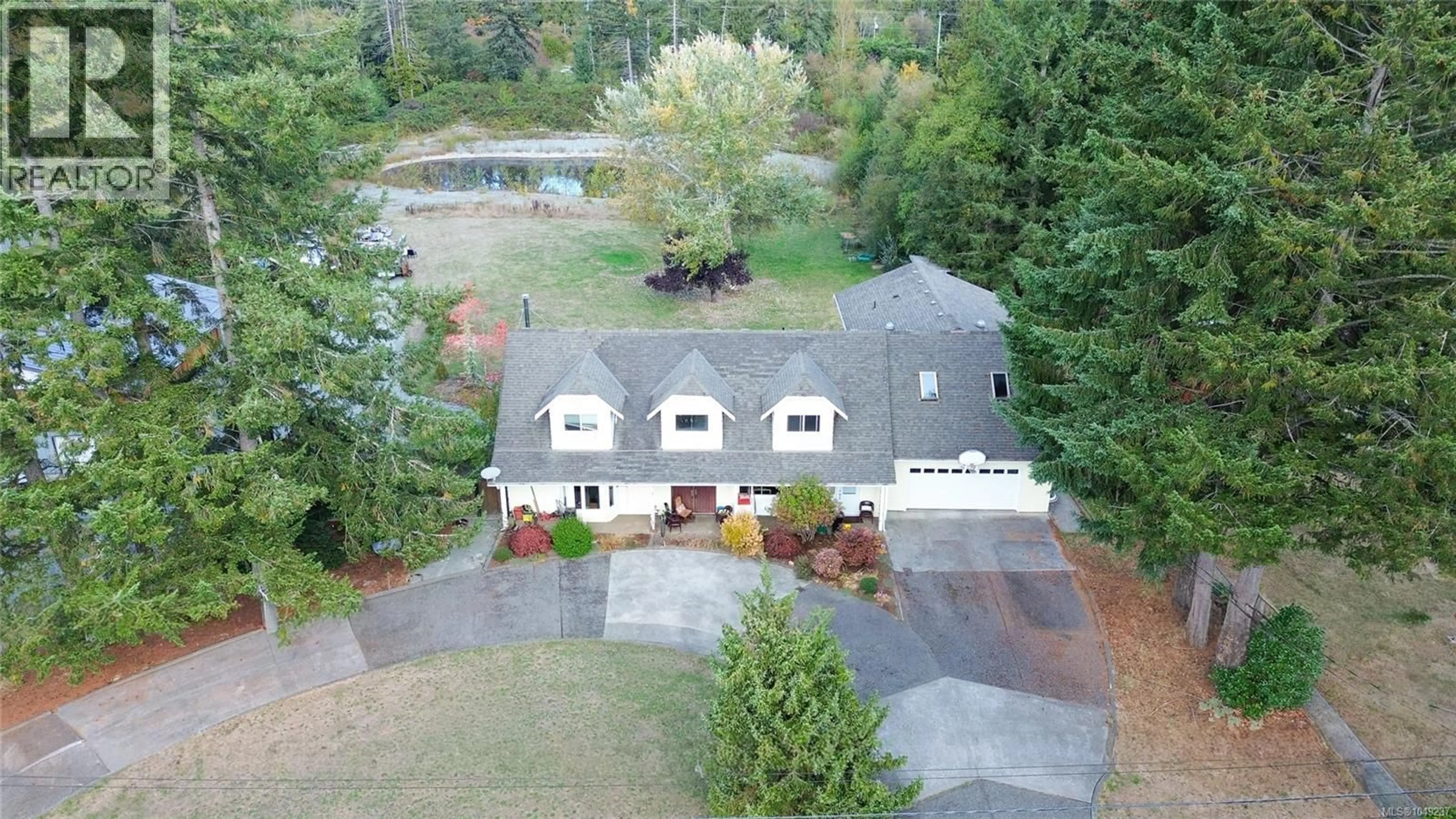 A pic from outside/outdoor area/front of a property/back of a property/a pic from drone, unknown for 3341 BOYLES ROAD, Cobble Hill British Columbia V0R1L7