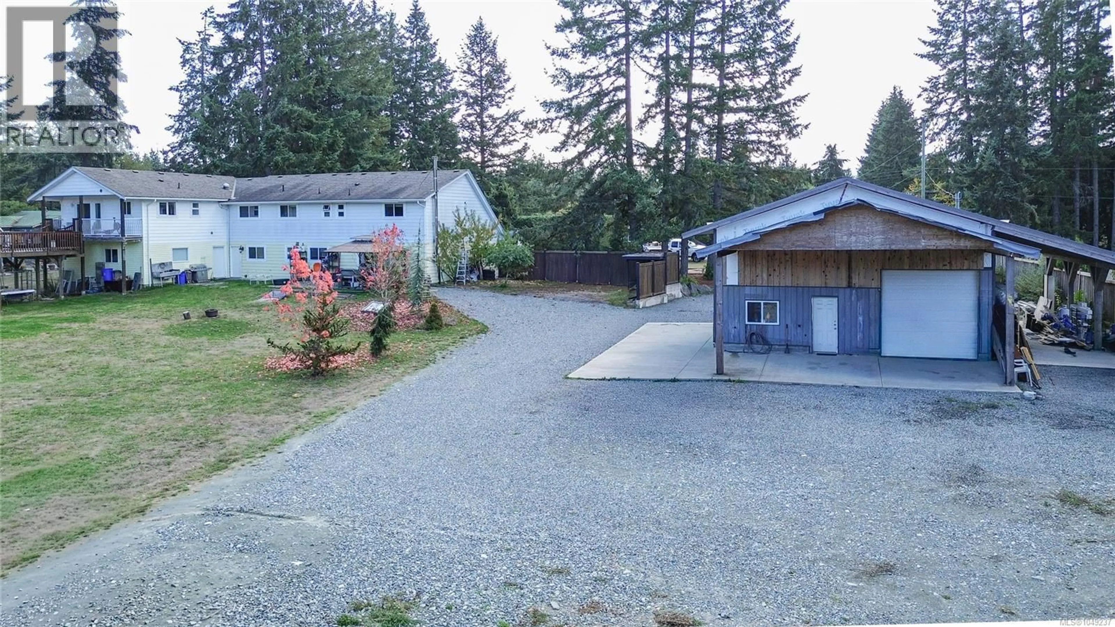 A pic from outside/outdoor area/front of a property/back of a property/a pic from drone, street for 3341 BOYLES ROAD, Cobble Hill British Columbia V0R1L7