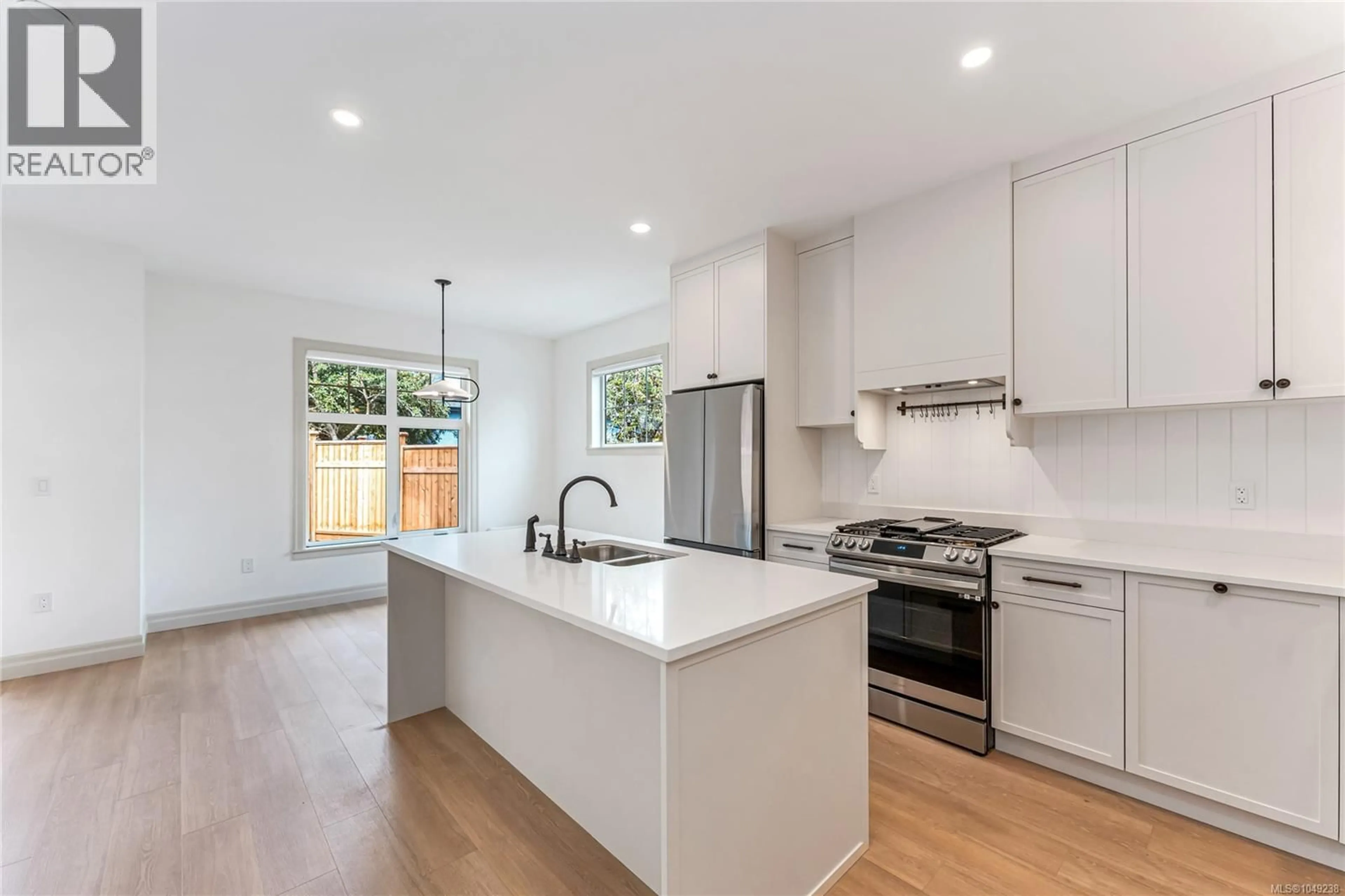 Open concept kitchen, unknown for 3 - 3098 WASHINGTON AVENUE, Victoria British Columbia V9A0J5