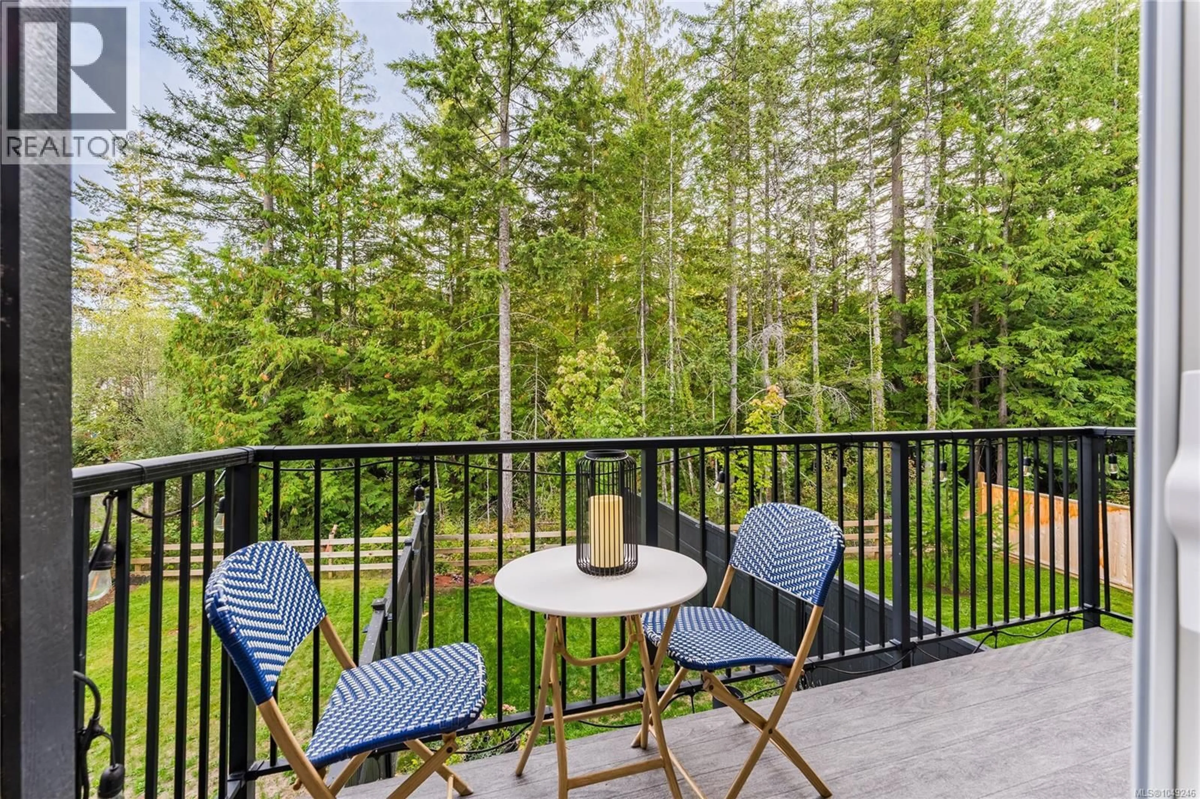 Patio, forest/trees view for 121 - 600 NINTH STREET, Nanaimo British Columbia V9R0L4