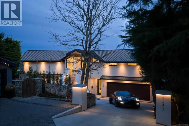 121 DENISON ROAD, Oak Bay 4