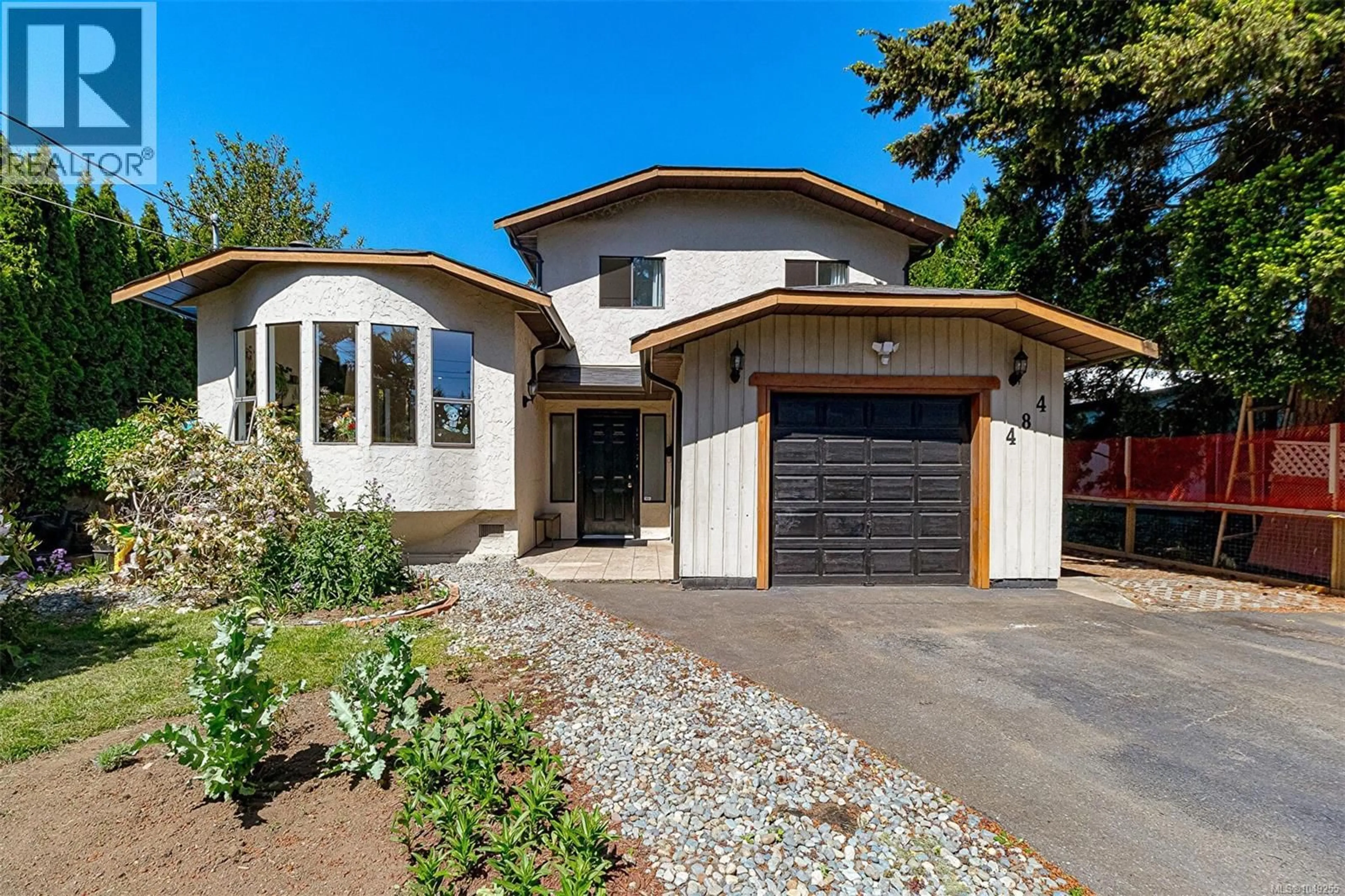 Home with brick exterior material, street for 484 GOLDSTREAM AVENUE, Langford British Columbia V9B2W5