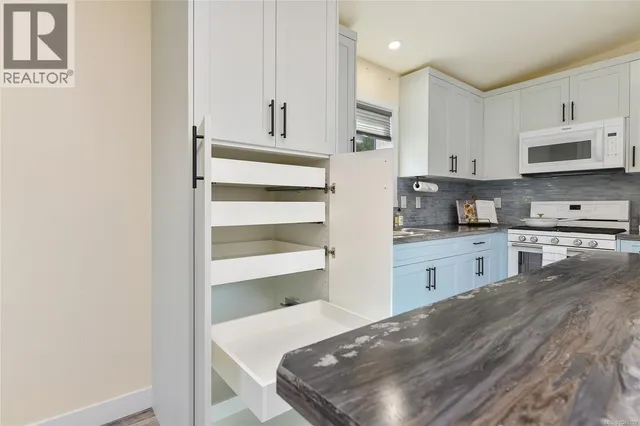 520 - 747 OLD PLACE ROAD, Central Saanich 4