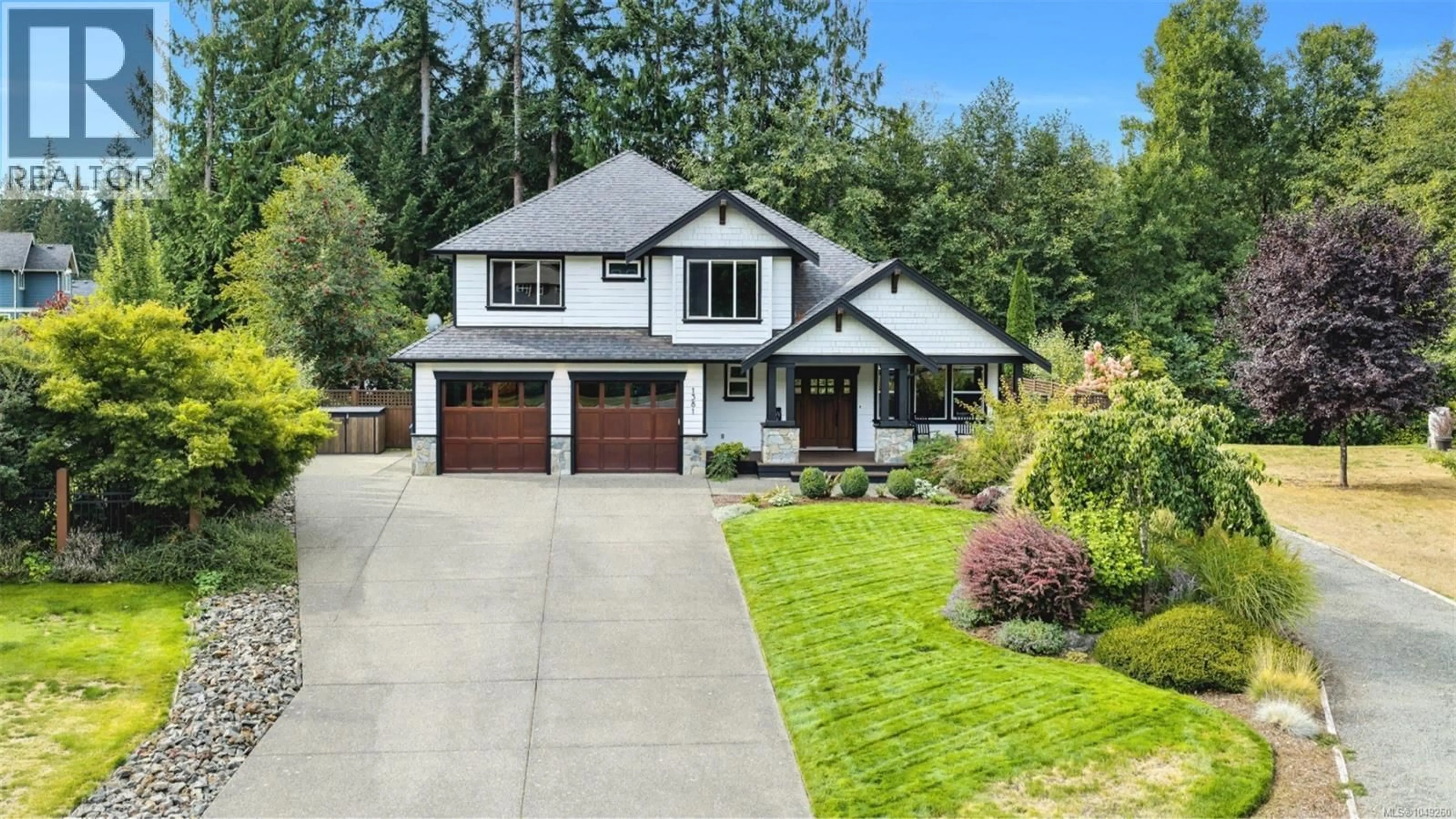 Home with vinyl exterior material, street for 1381 TURNER LANE, Cobble Hill British Columbia V8H0K2