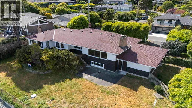 3767 WARING PLACE, Saanich 4