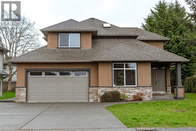 4073 LONGVIEW DRIVE, Saanich 3