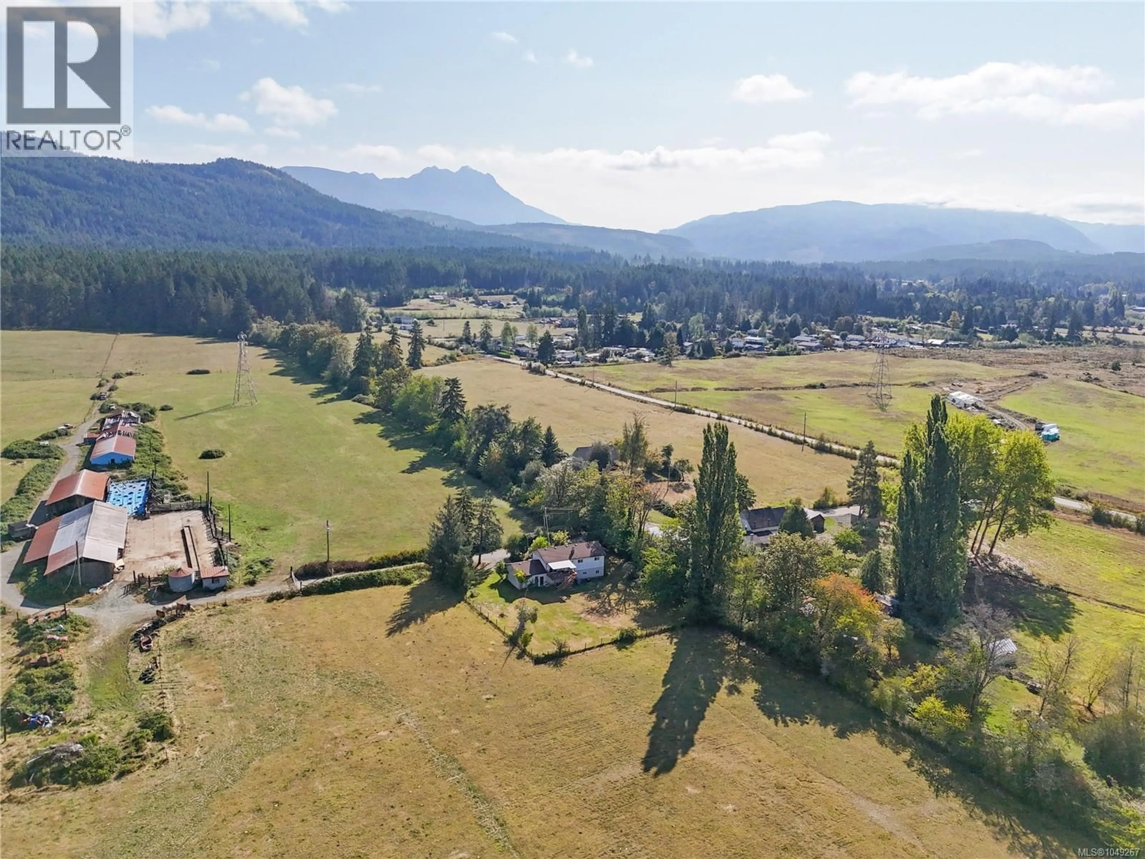 A pic from outside/outdoor area/front of a property/back of a property/a pic from drone, mountain view for 5970 CHERRYVALE LANE, Port Alberni British Columbia V9Y8S1