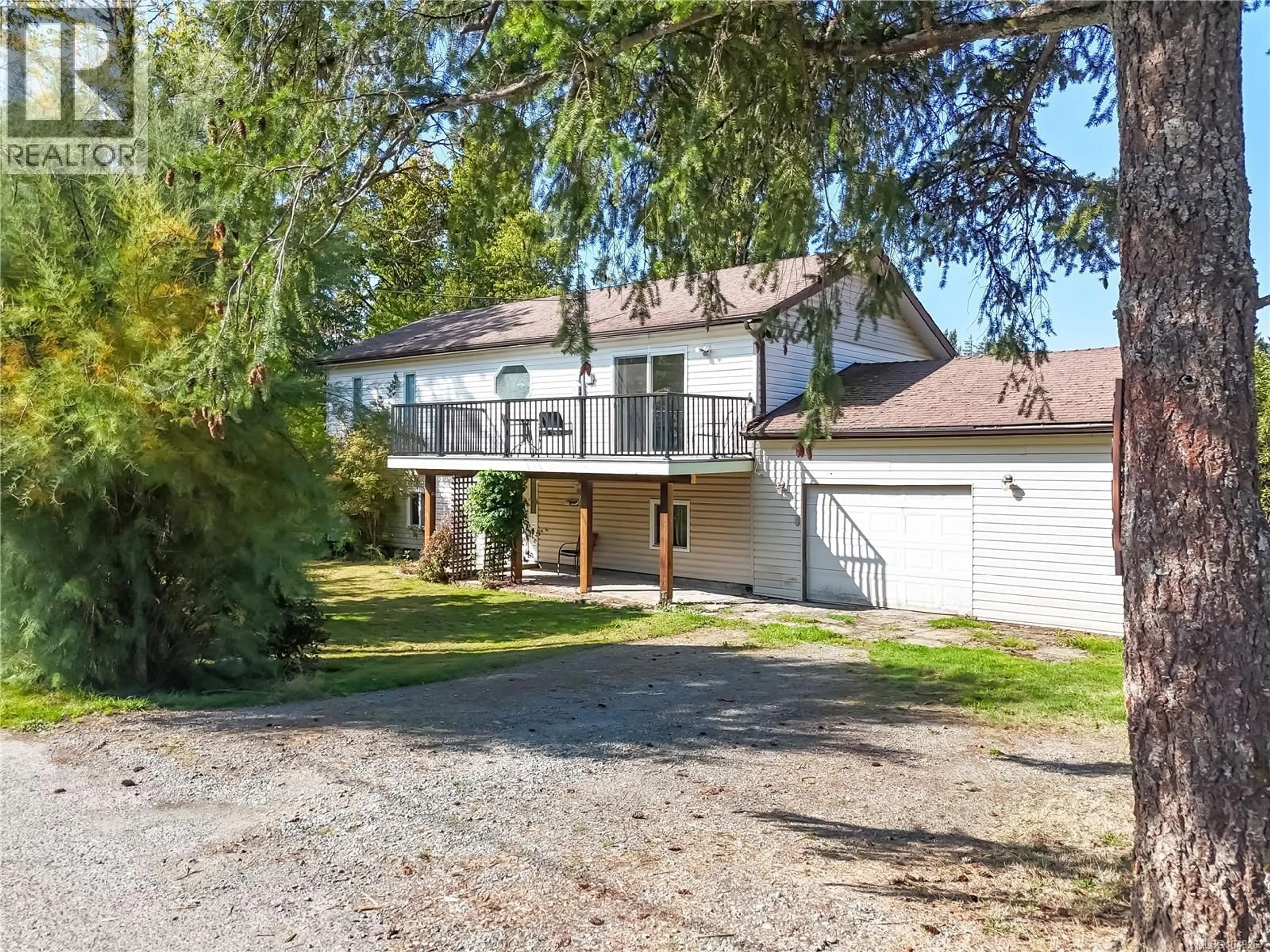 A pic from outside/outdoor area/front of a property/back of a property/a pic from drone, street for 5970 CHERRYVALE LANE, Port Alberni British Columbia V9Y8S1