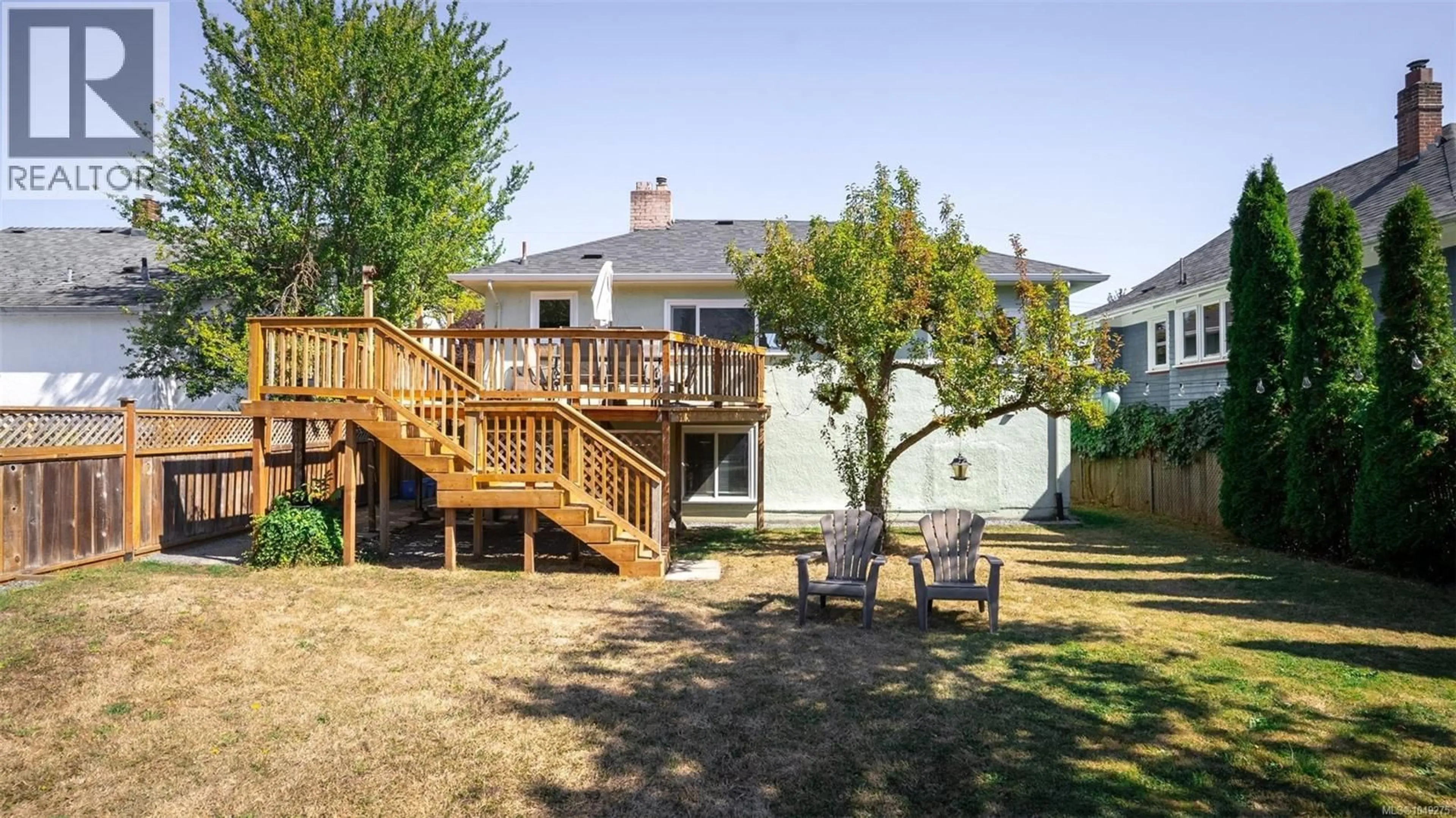 Patio, unknown for 2516 PRIOR STREET, Victoria British Columbia V8T3X6