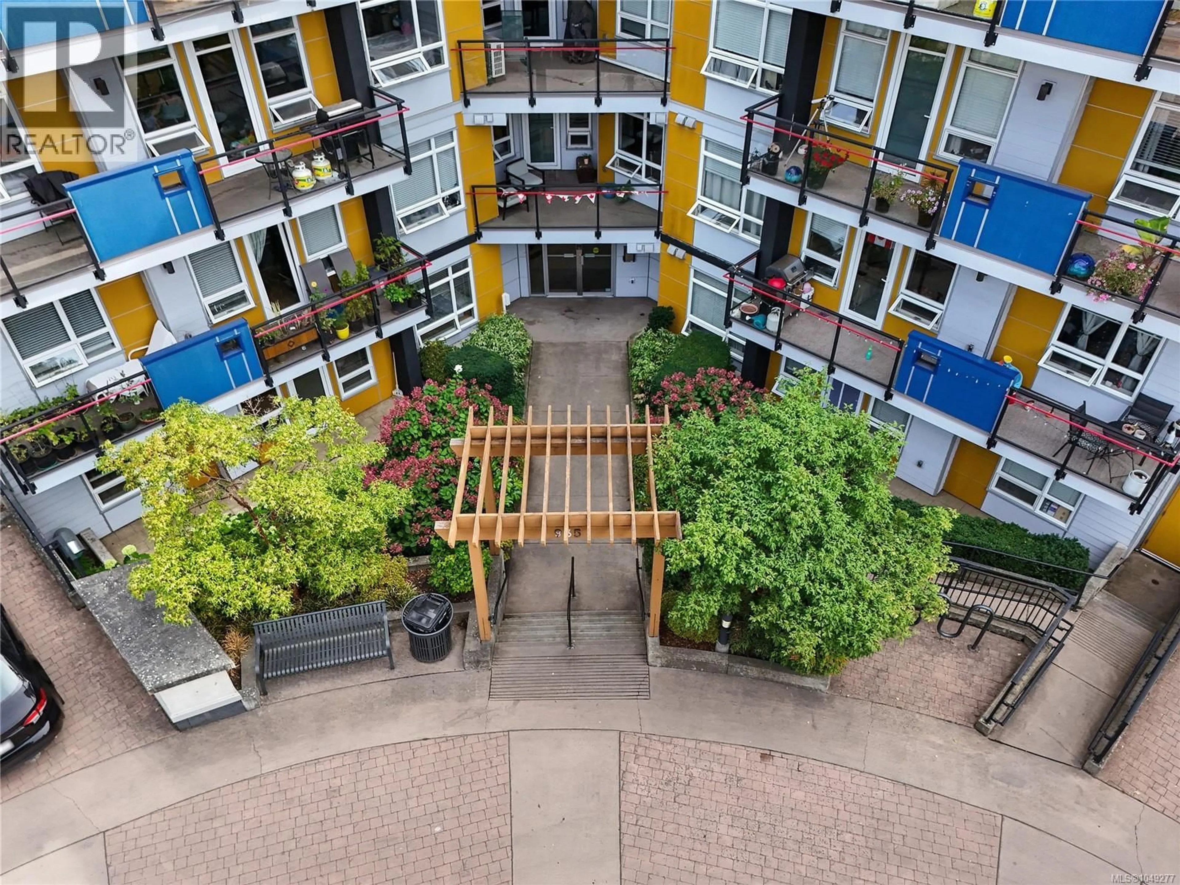 A pic from outside/outdoor area/front of a property/back of a property/a pic from drone, city buildings view from balcony for 101 - 935 CLOVERDALE AVENUE, Saanich British Columbia V8X2T4