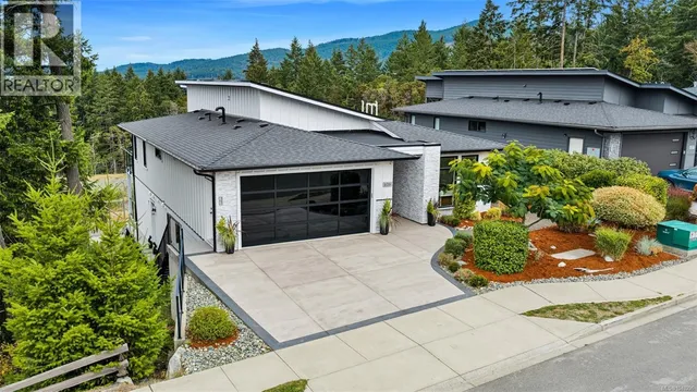 6261 HIGHWOOD DRIVE, Duncan 5