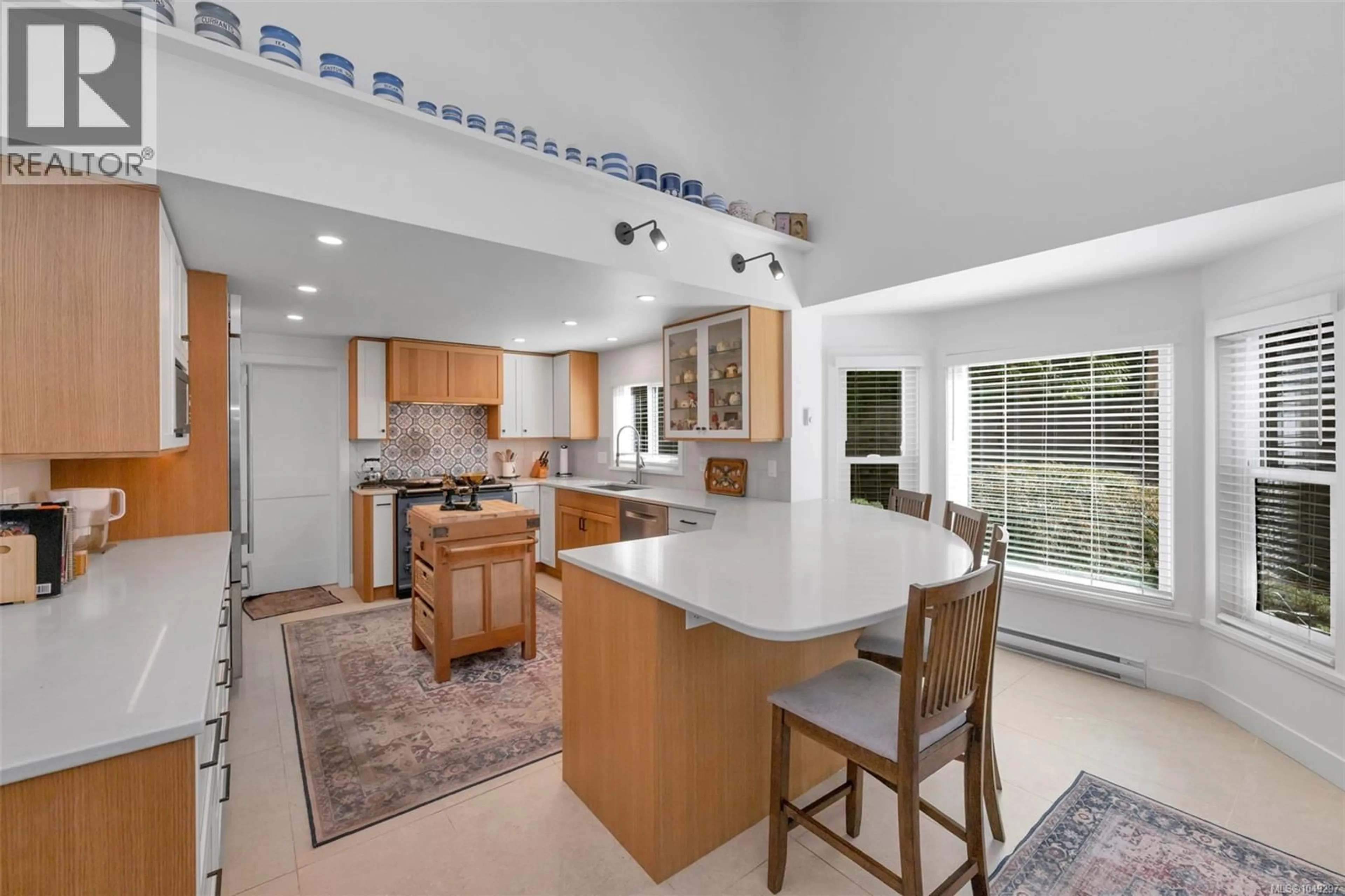 Open concept kitchen, ceramic/tile floor for 10915 CEDAR LANE, North Saanich British Columbia V8L5R1
