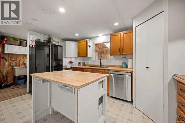 1990 4TH STREET EAST, Courtenay 5