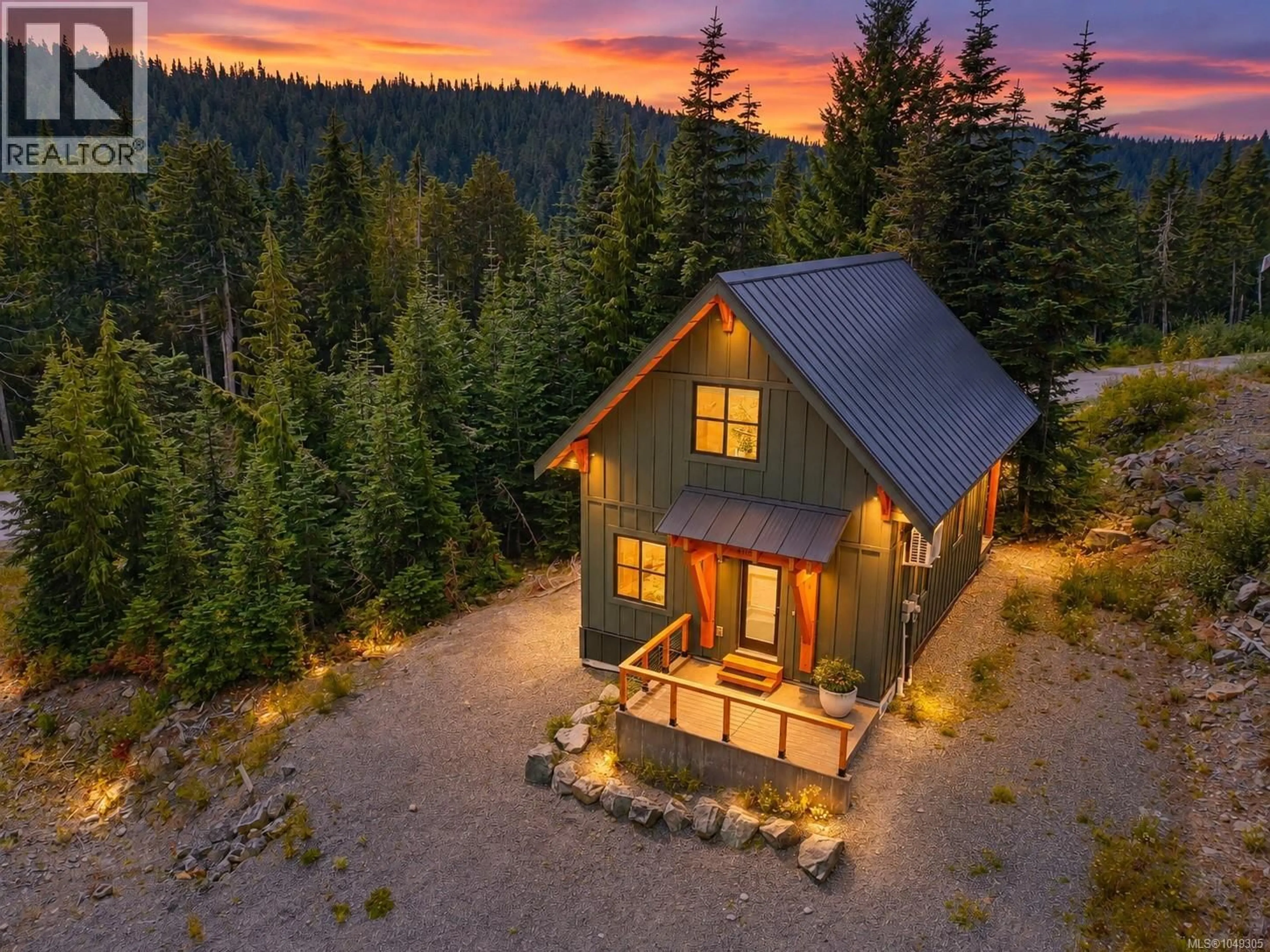 A pic from outside/outdoor area/front of a property/back of a property/a pic from drone, mountain view for 415 ARROWSMITH RIDGE, Courtenay British Columbia V9J1L0