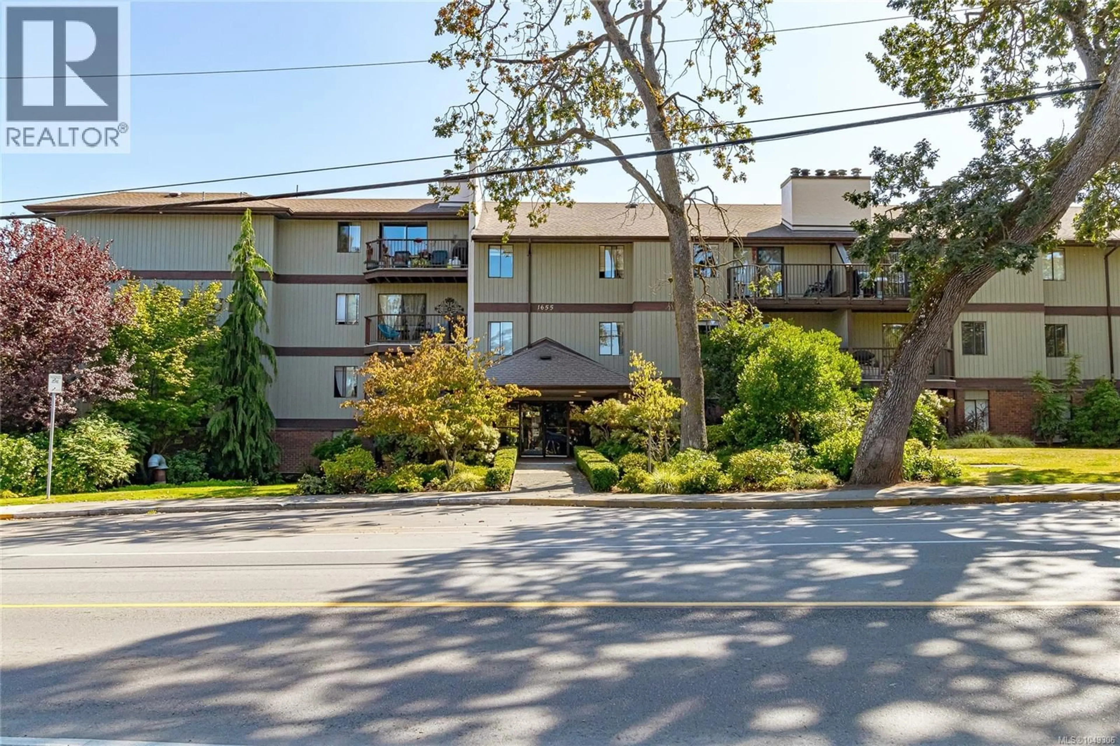 Patio, unknown for 109 - 1655 BEGBIE STREET, Victoria British Columbia V8R1L4