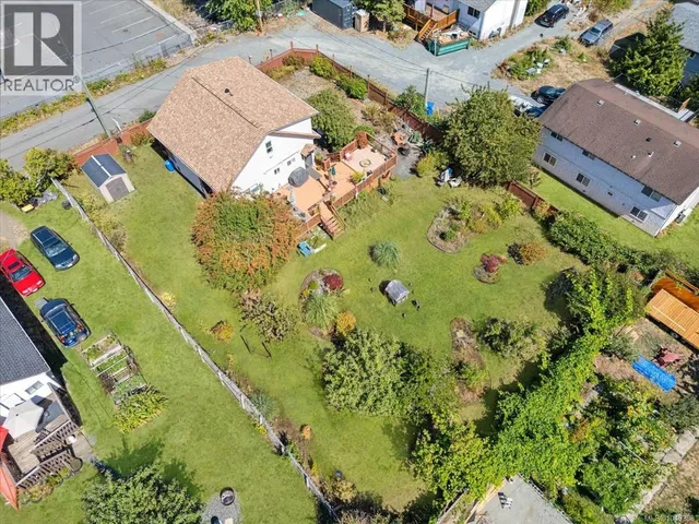 245 SABISTON STREET, Nanaimo 4