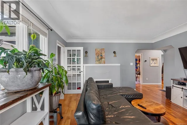 930 WHARNCLIFFE ROAD, Duncan 4