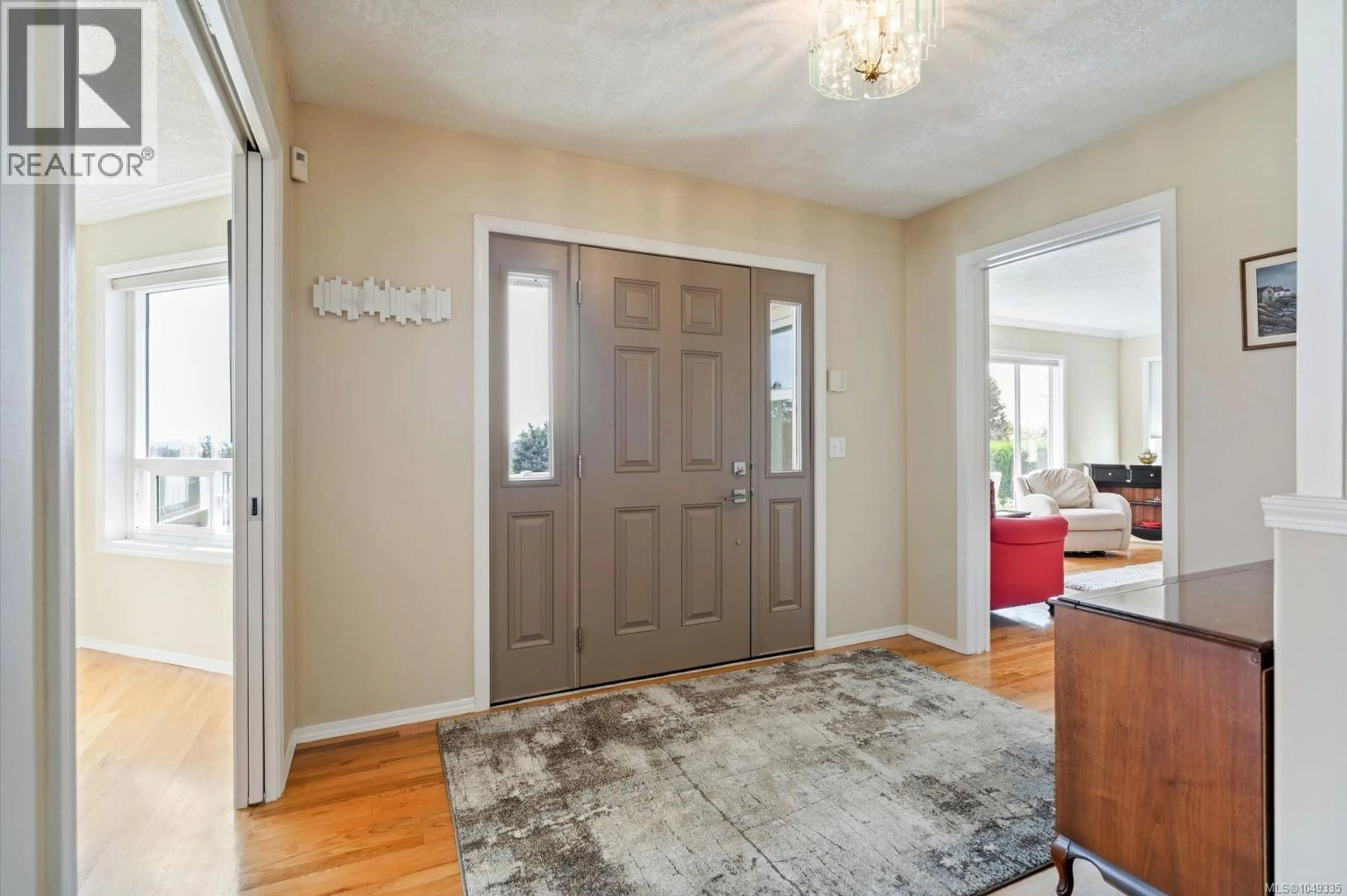 Indoor entryway for 6508 BELLA VISTA DRIVE, Central Saanich British Columbia V8Z6X1