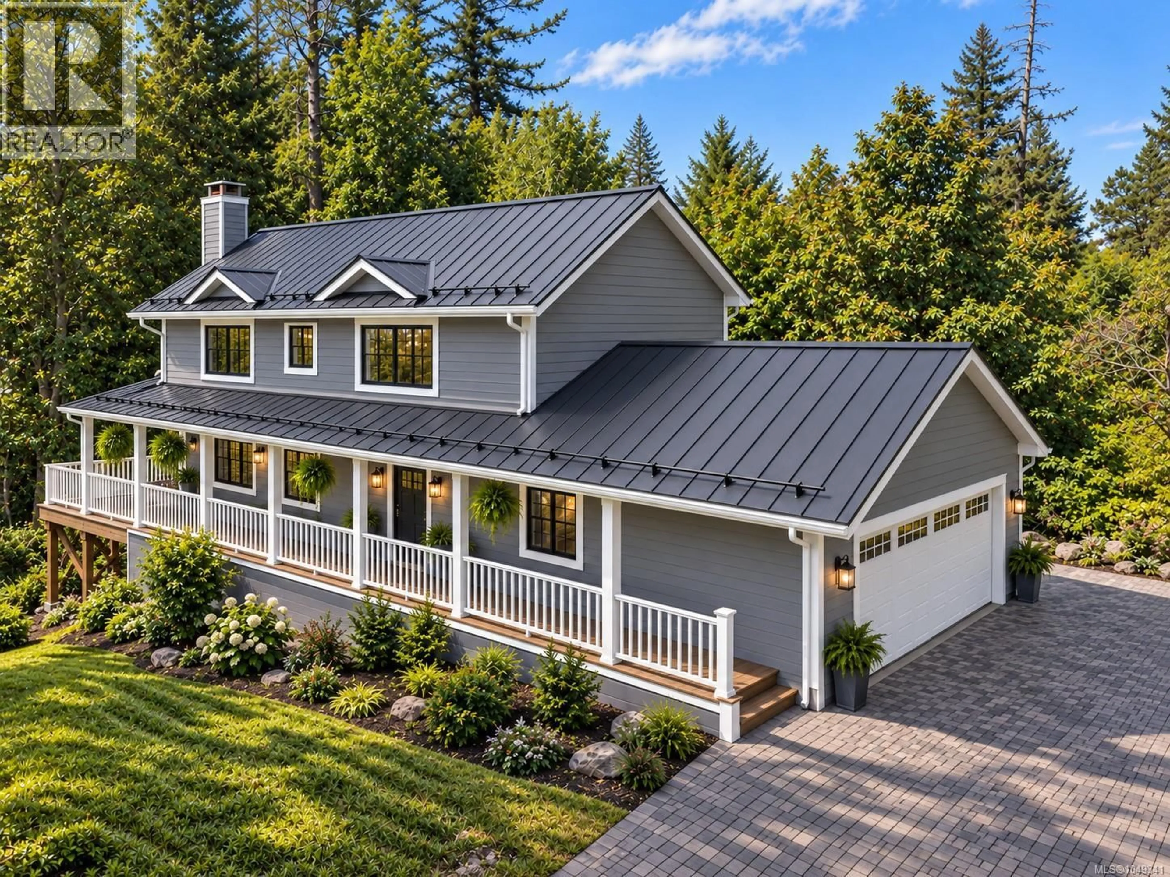 Home with vinyl exterior material, unknown for 15 PARKCREST DRIVE, View Royal British Columbia V9B5L9