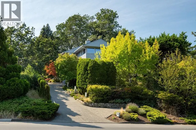 3656 CADBORO BAY ROAD, Oak Bay 3