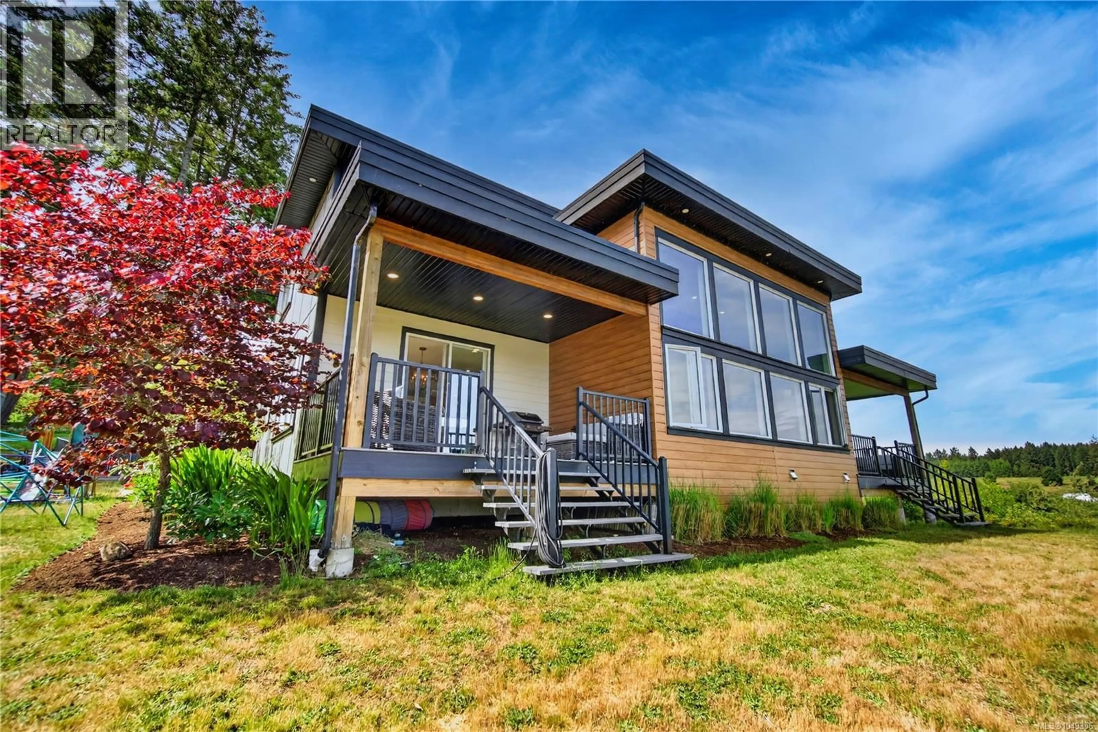 Home with vinyl exterior material, unknown for 6495/6499 DOUMONT ROAD, Nanaimo British Columbia V9T6G7