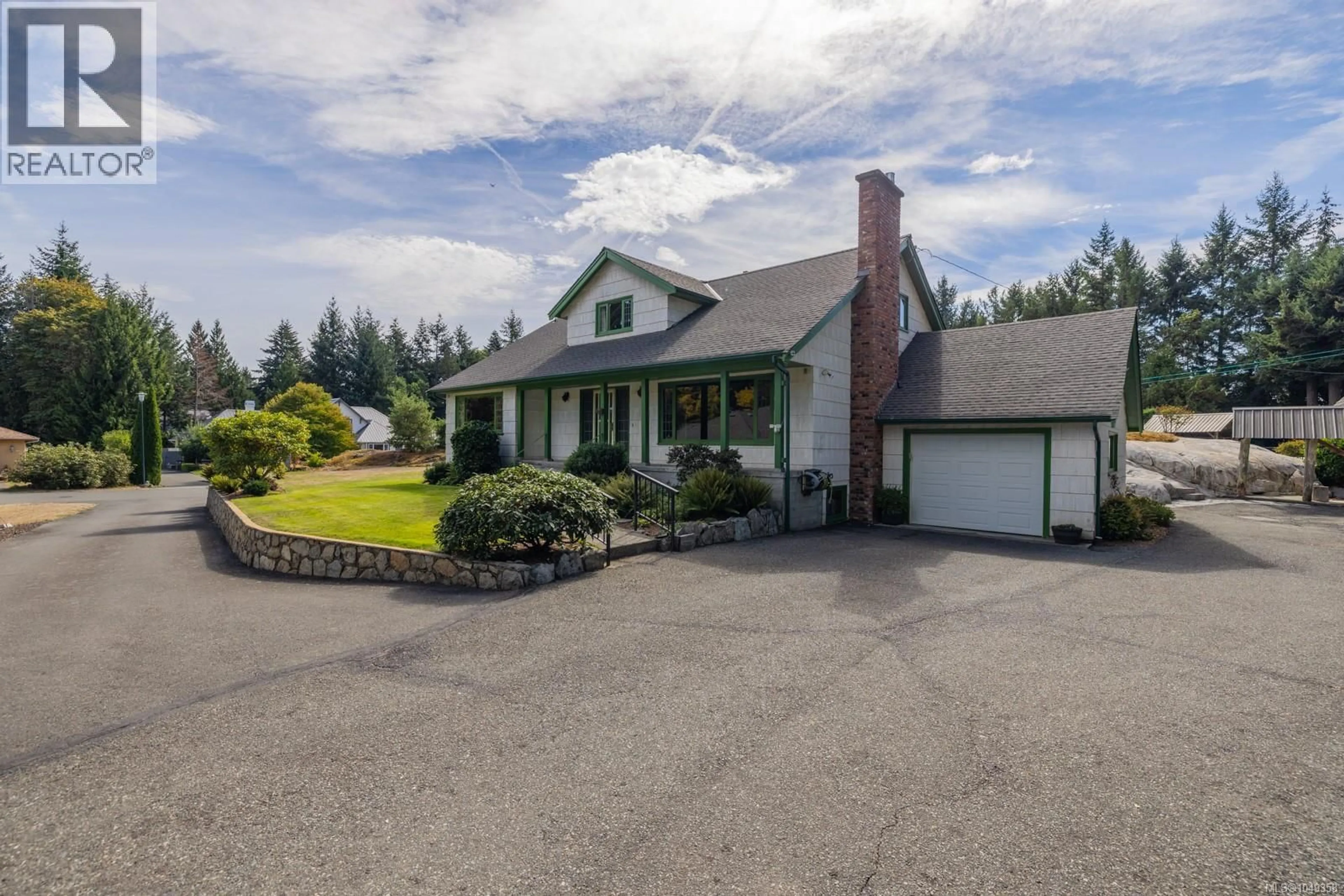 Home with vinyl exterior material, street for 8620 FOREST PARK PLACE, North Saanich British Columbia V8L5Z7