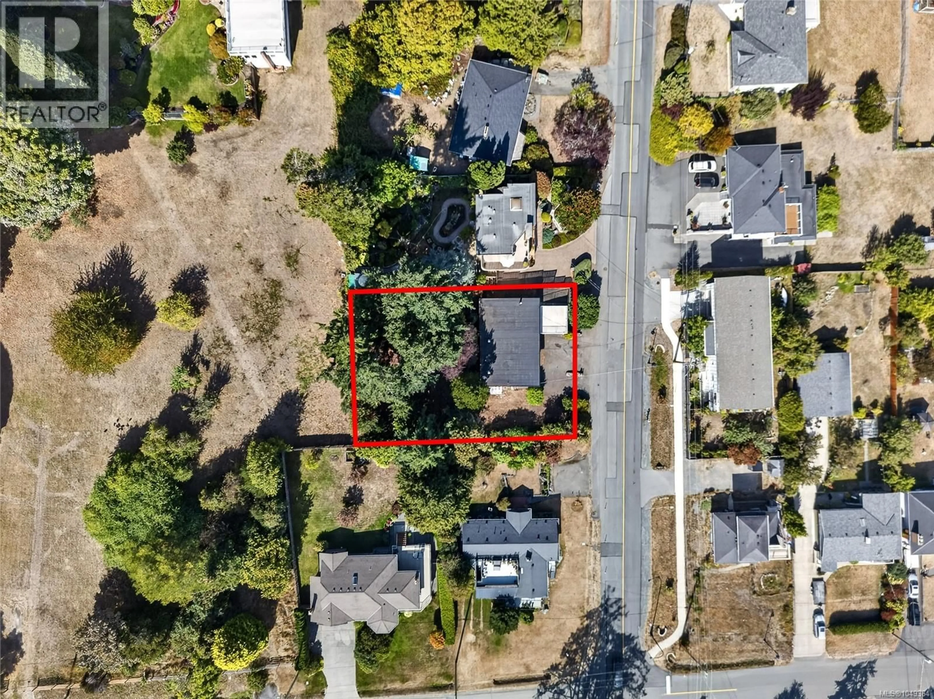 A pic from outside/outdoor area/front of a property/back of a property/a pic from drone, street for 131 MILBURN DRIVE, Colwood British Columbia V9C1T7